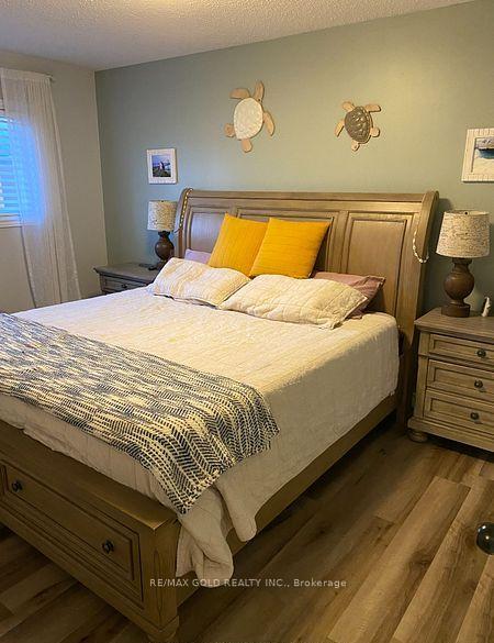 Photo 17 of 39 Fiddleneck Crescent, Brampton, Sandringham-Wellington — HOMEH