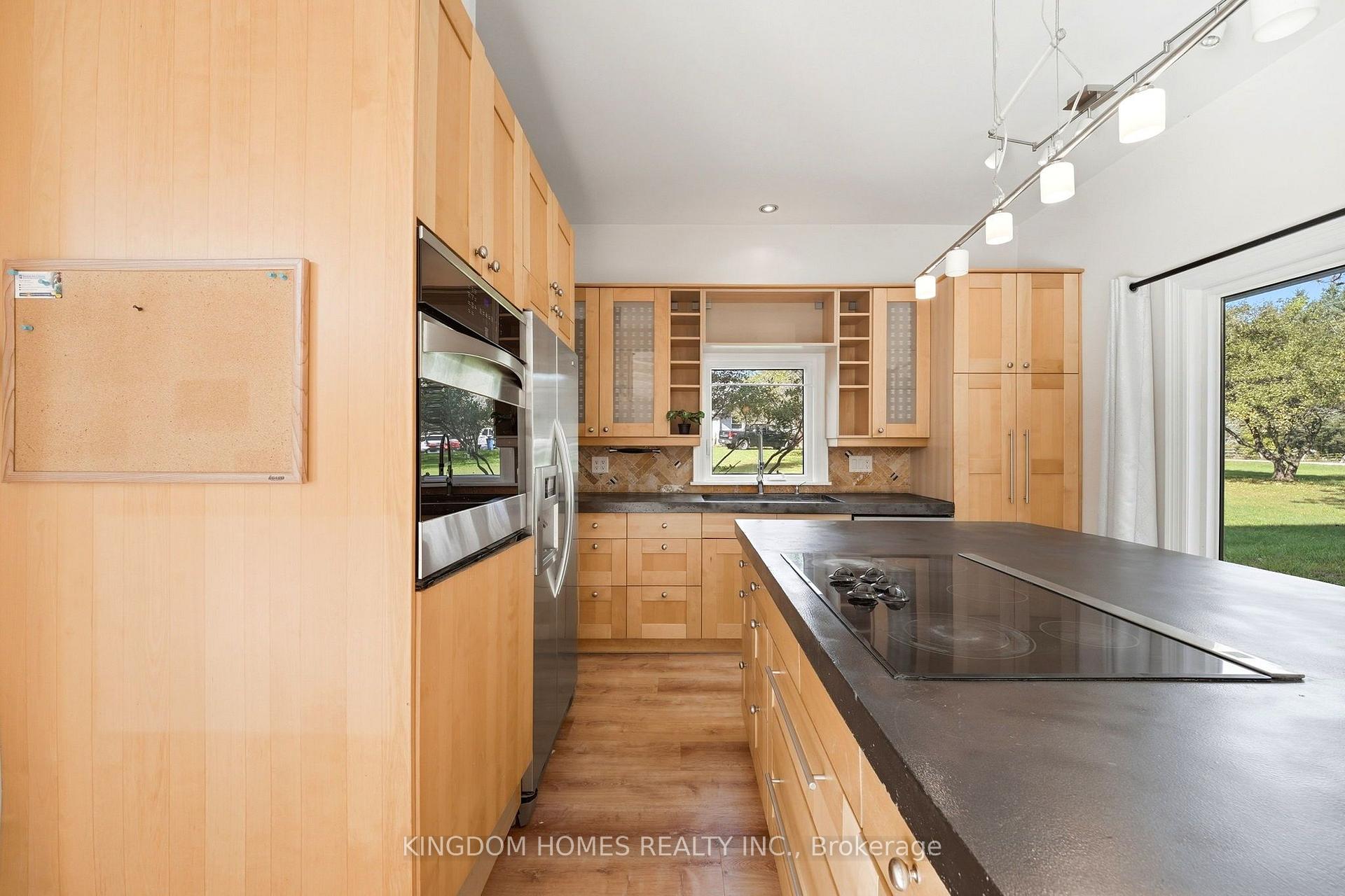 Photo 9 of 7 Shell Crescent, Mono, Rural Mono — HOMEH