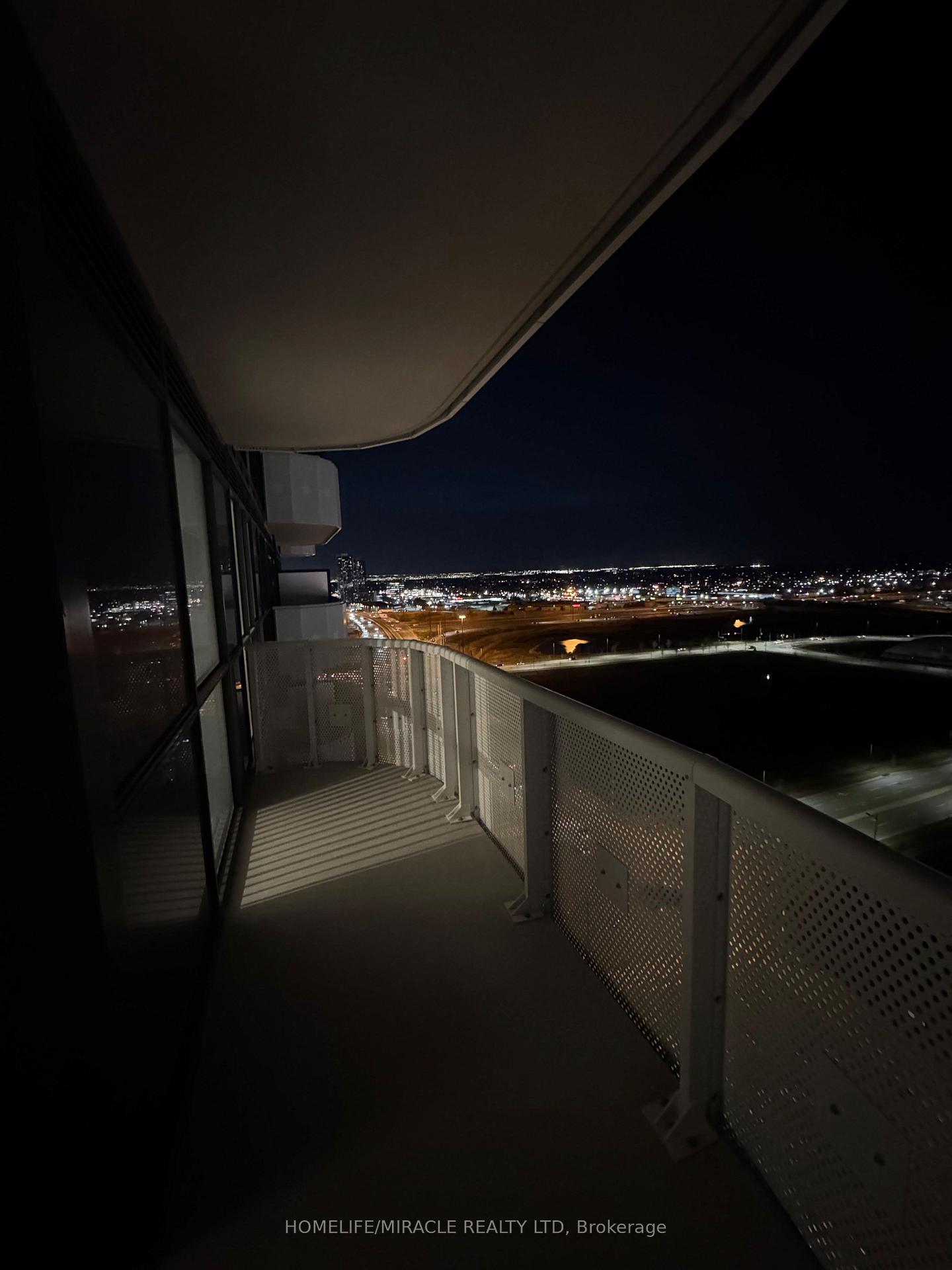 Photo 54 of Unit 2012, 2250 commerce Street, Vaughan, Vaughan Corporate Centre — HOMEH