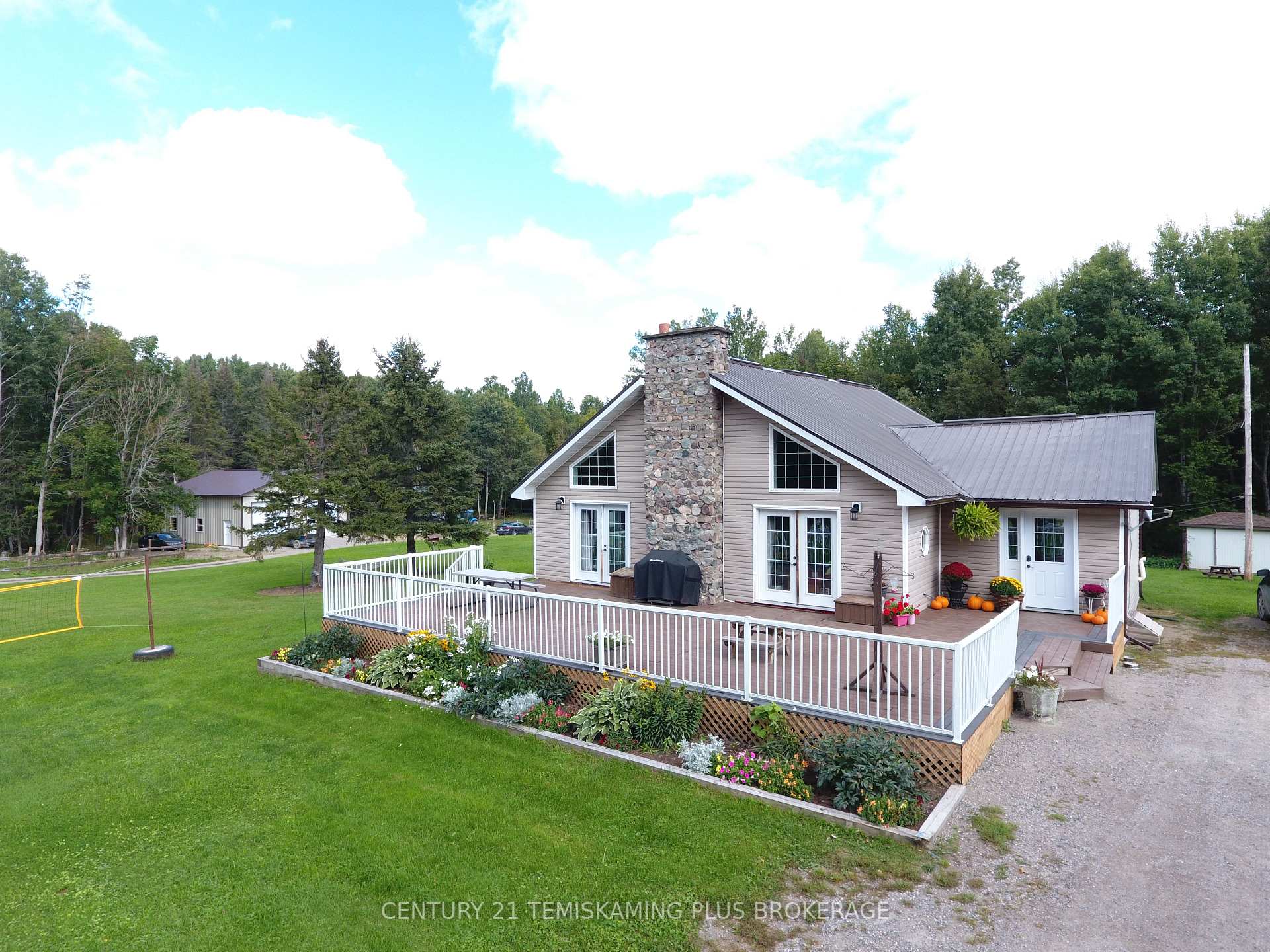 Photo of 257039 Hillview Road