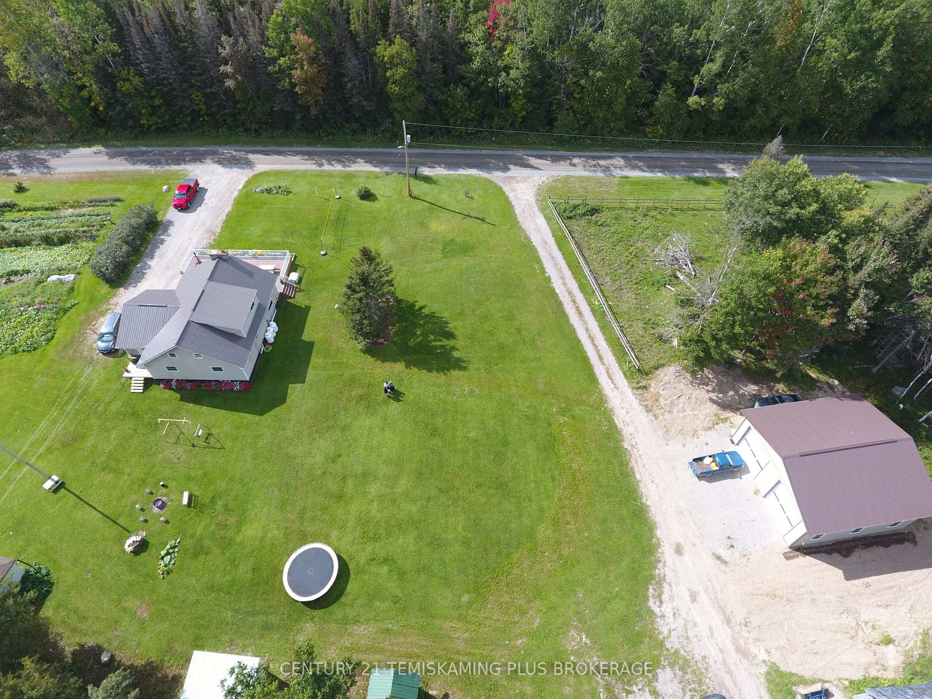 Photo 5 of 257039 Hillview Road, Timiskaming, TIM - Outside - Rural — HOMEH