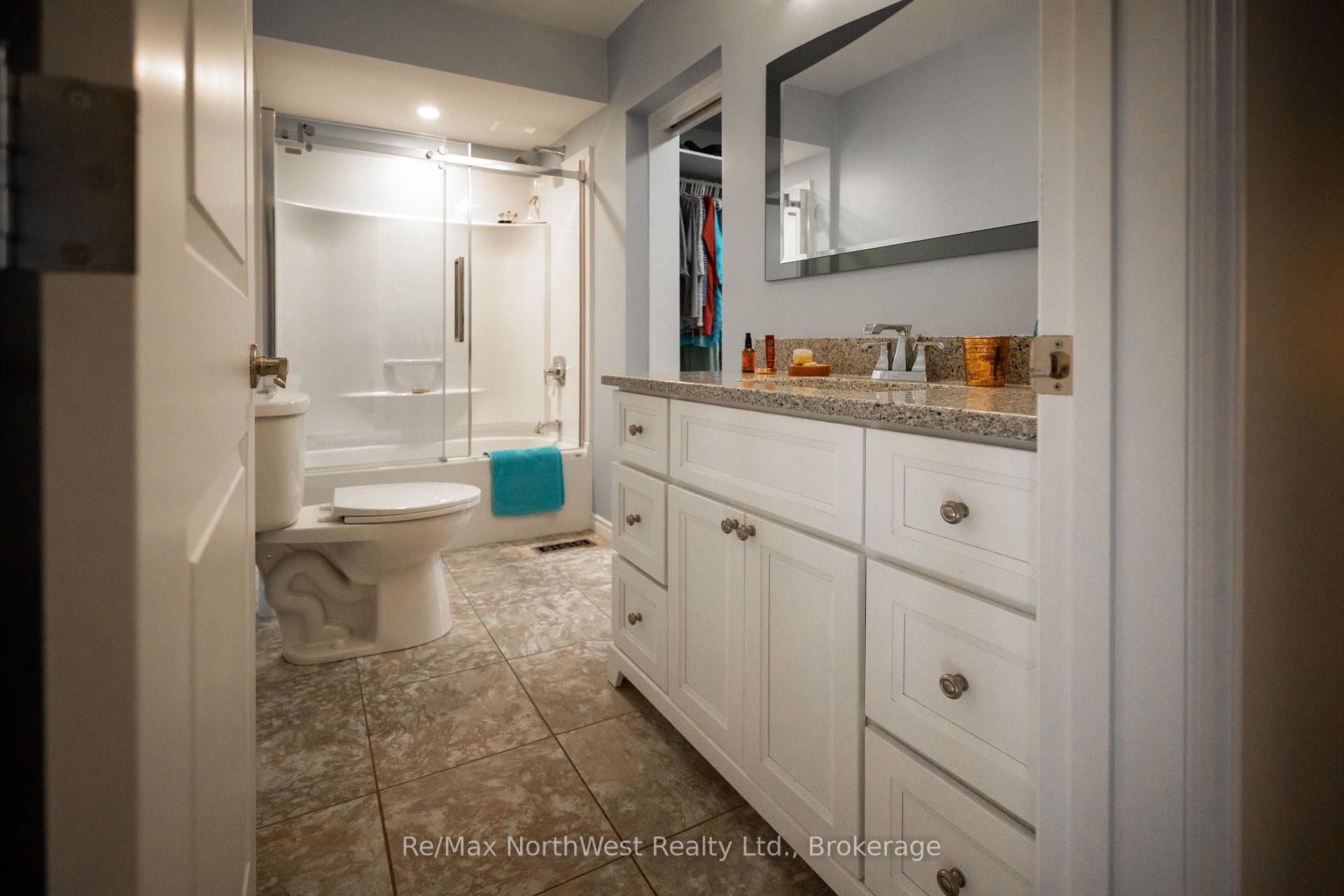 Photo 26 of Unit G, 814 Sixth Street, Kenora, Keewatin — HOMEH