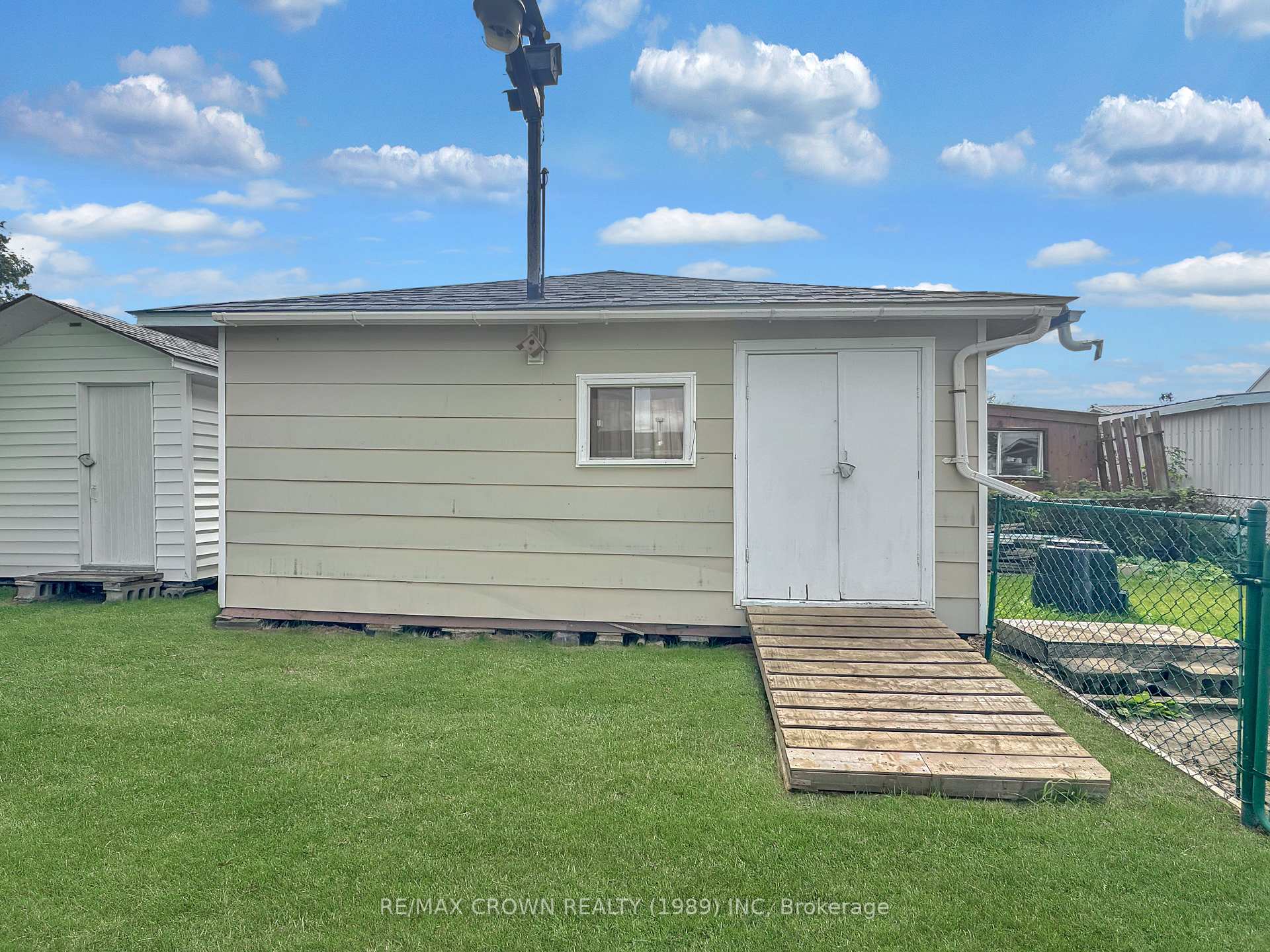 Photo 38 of 9 Bouldier Street, Kapuskasing — HOMEH