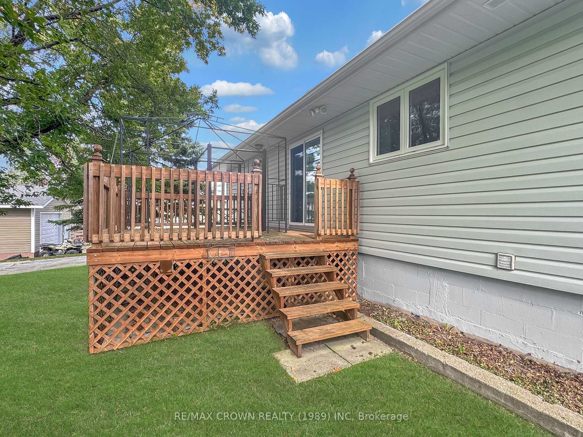 Photo 46 of 9 Bouldier Street, Kapuskasing — HOMEH