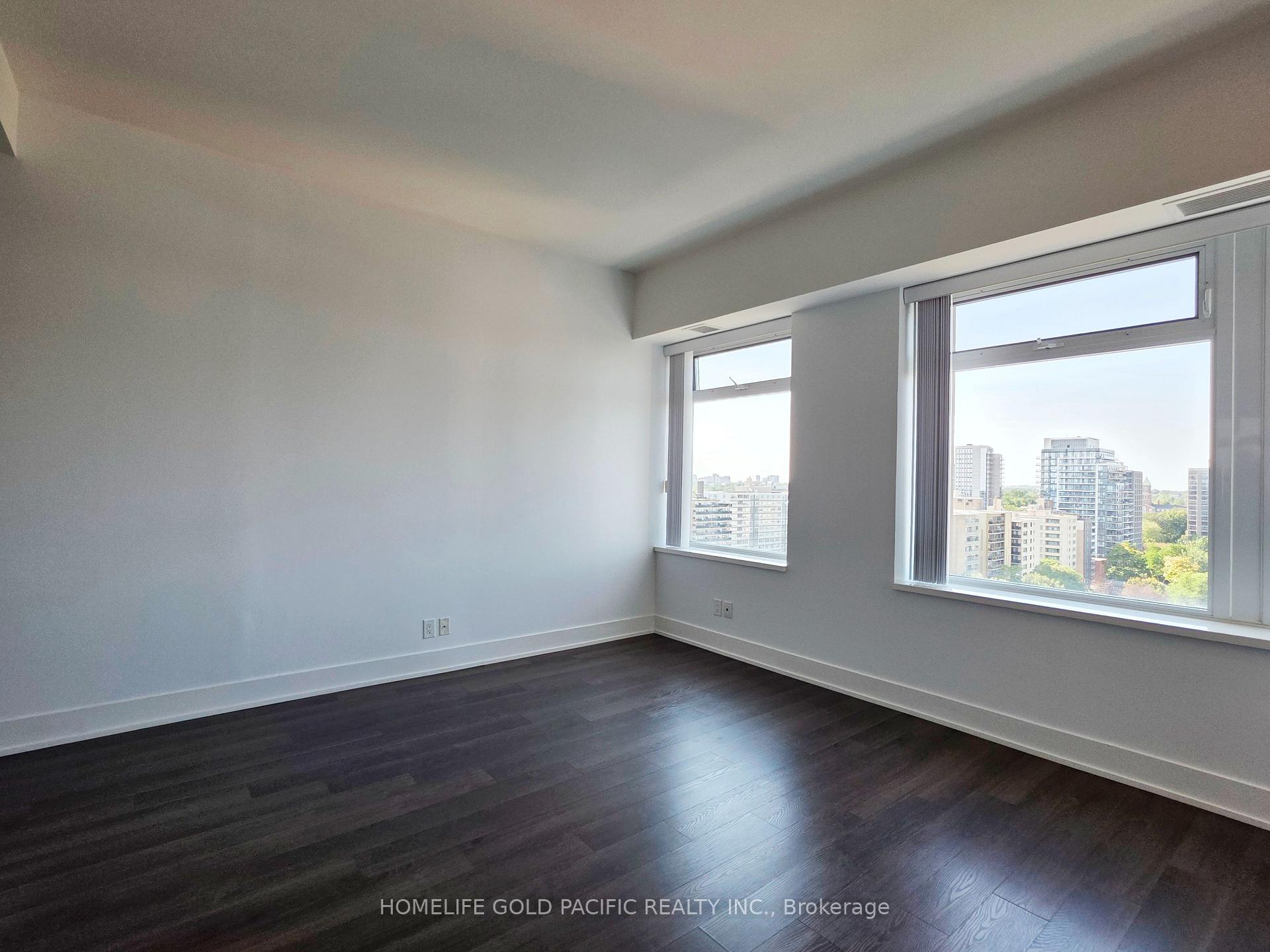 Photo 5 of Unit 1222, 111 St. Clair Avenue W, Toronto, Yonge-St. Clair — HOMEH