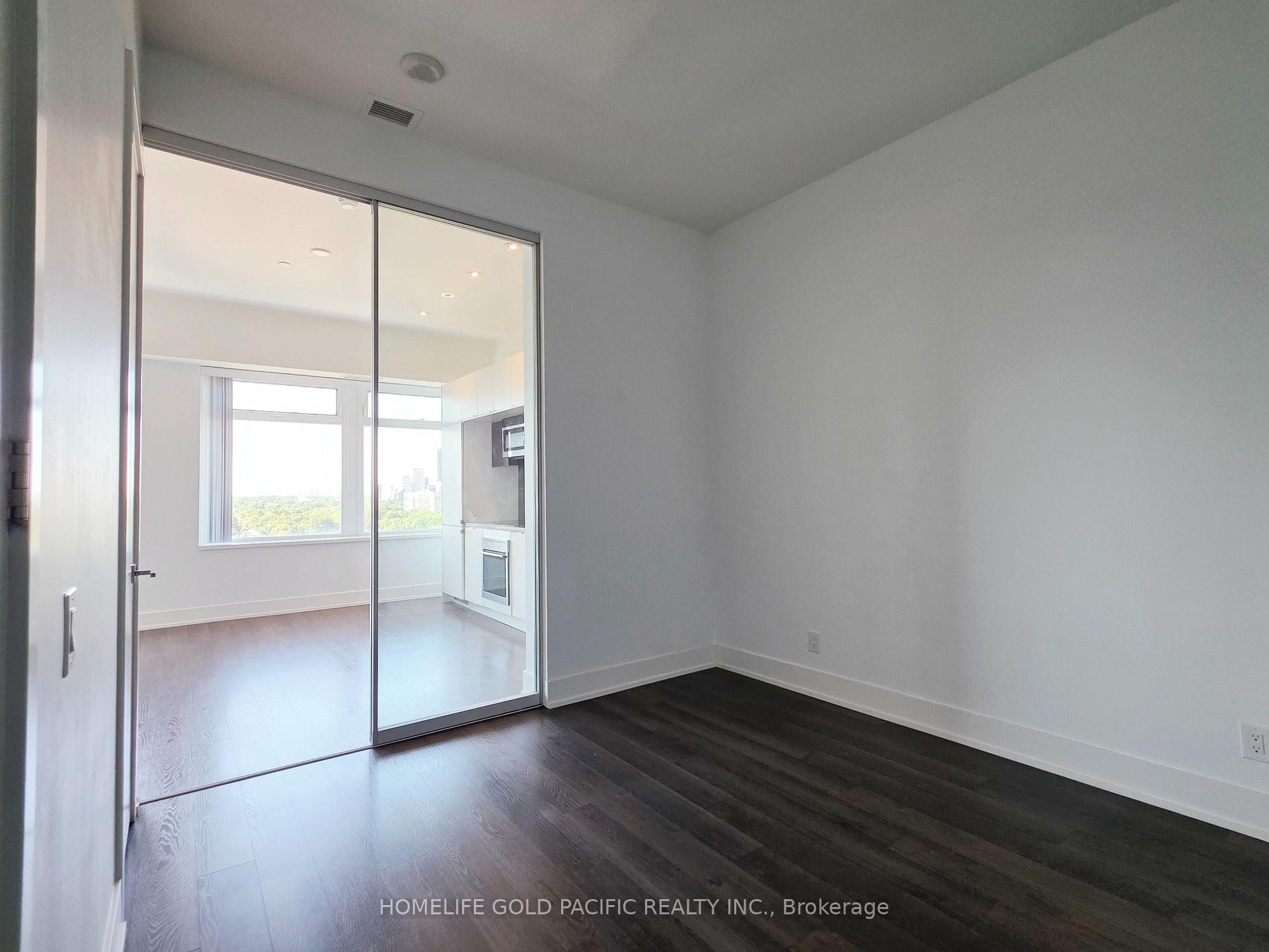 Photo 7 of Unit 1222, 111 St. Clair Avenue W, Toronto, Yonge-St. Clair — HOMEH