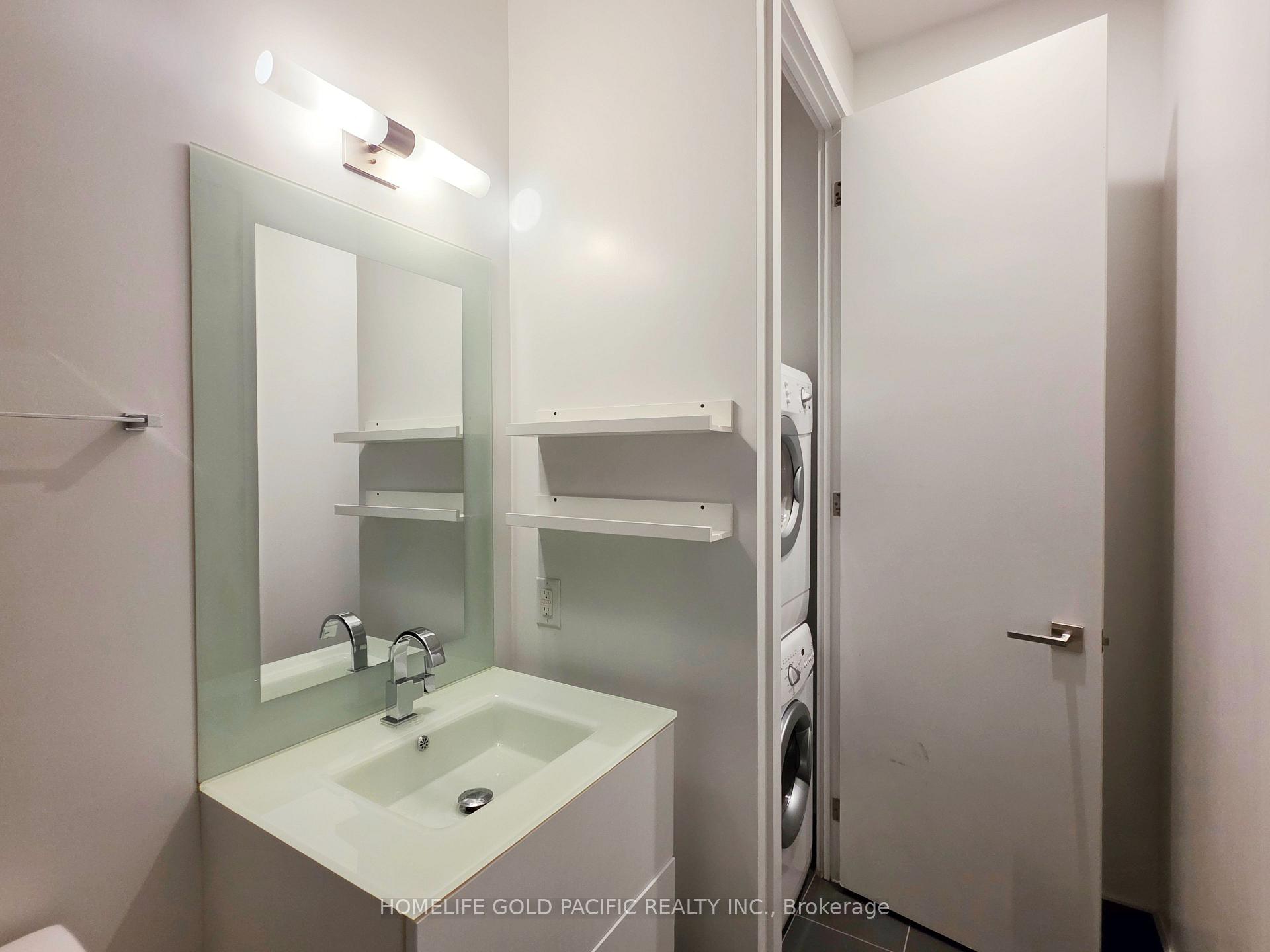 Photo 11 of Unit 1222, 111 St. Clair Avenue W, Toronto, Yonge-St. Clair — HOMEH