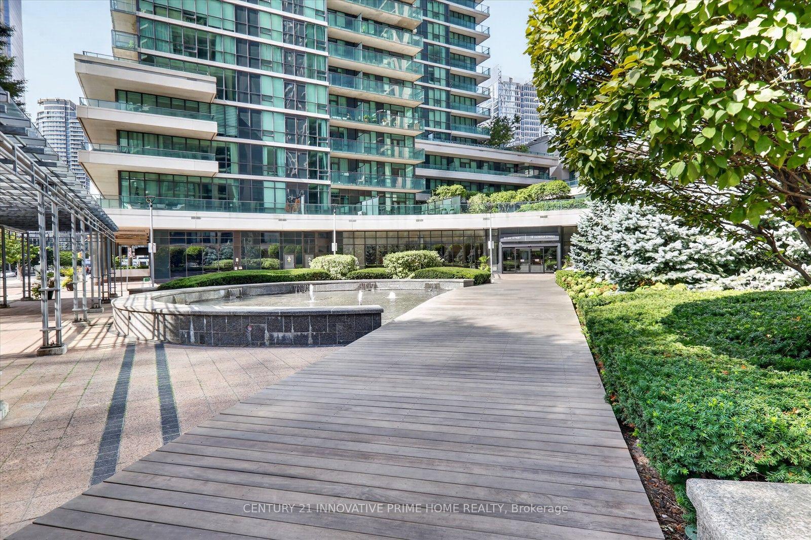 Front of Unit 4804, 16 Harbour Street