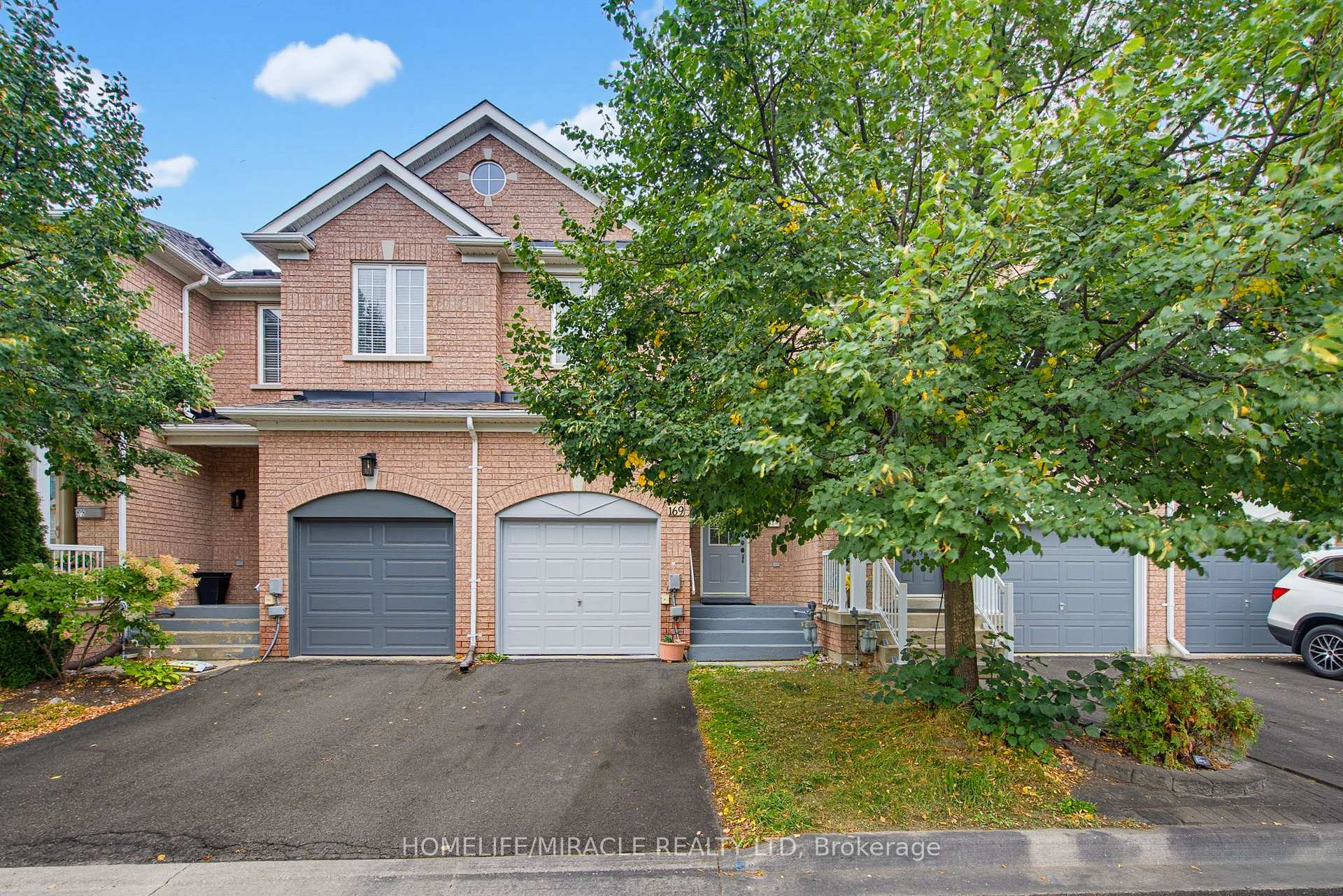 Photo 6 of Unit 54, 169 Tom Taylor Crescent, Newmarket, Summerhill Estates — HOMEH