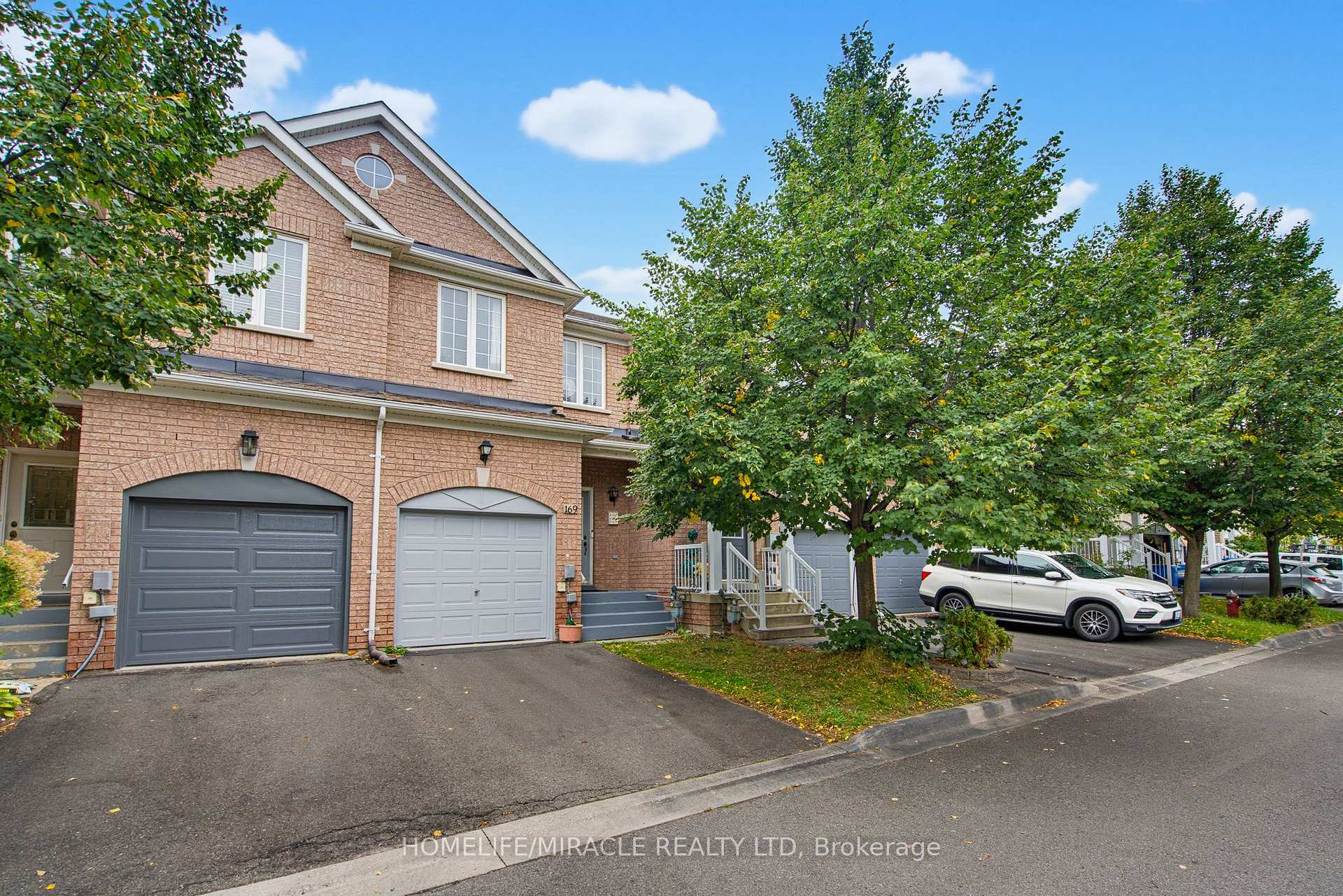 Photo 7 of Unit 54, 169 Tom Taylor Crescent, Newmarket, Summerhill Estates — HOMEH
