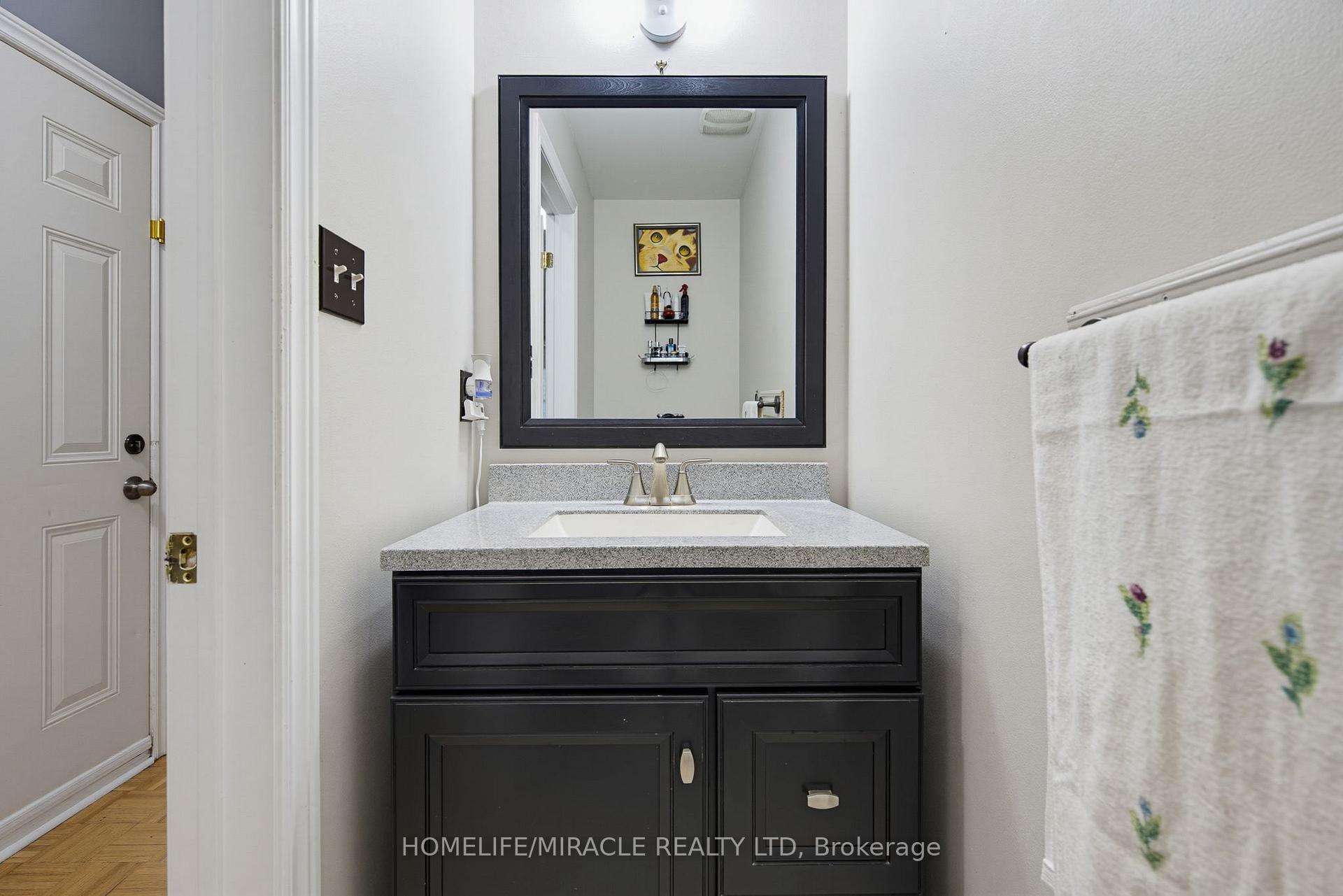 Photo 9 of Unit 54, 169 Tom Taylor Crescent, Newmarket, Summerhill Estates — HOMEH