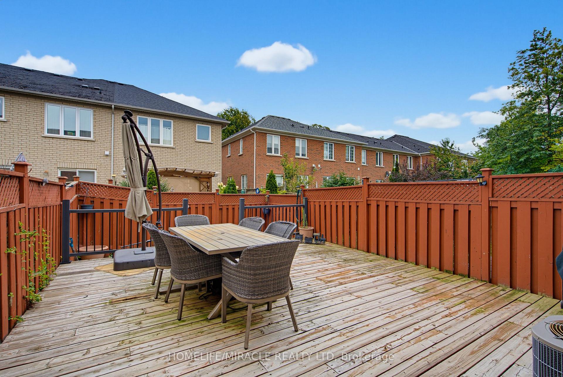 Photo 29 of Unit 54, 169 Tom Taylor Crescent, Newmarket, Summerhill Estates — HOMEH