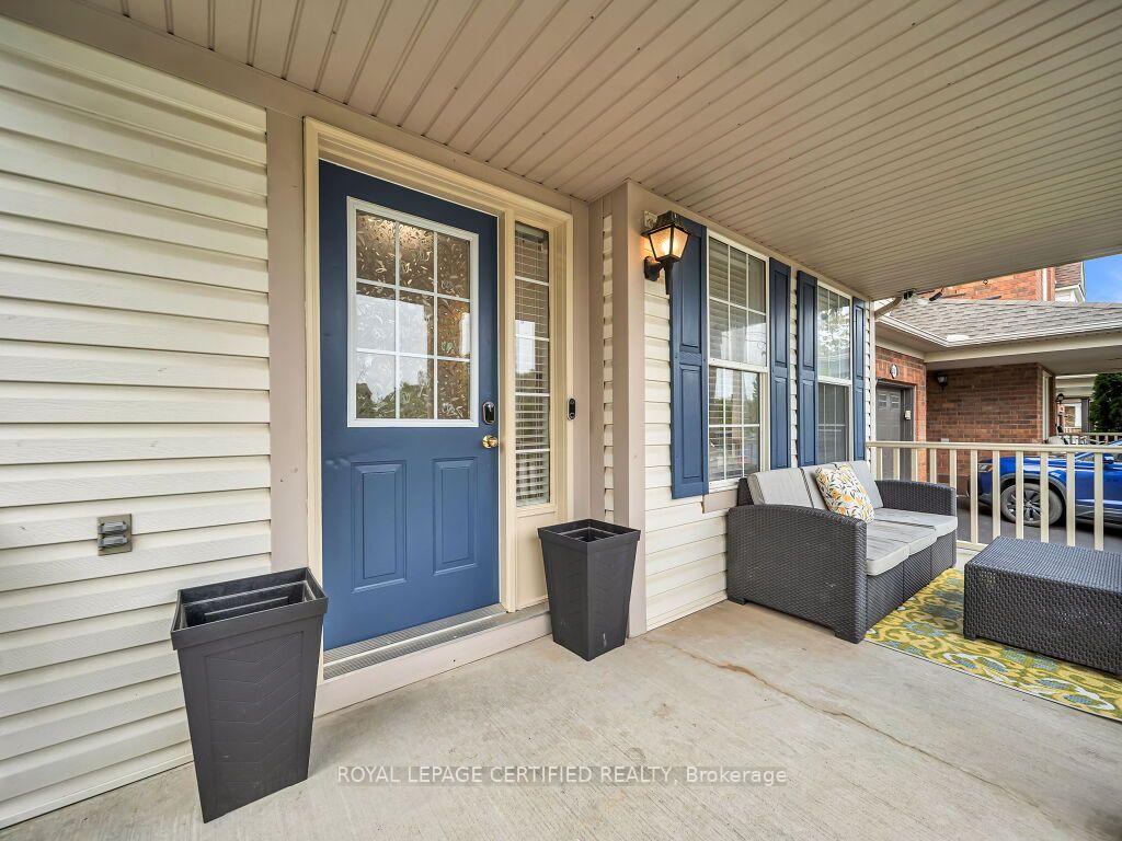 Photo 3 of 834 4 Line, Milton, Beaty — HOMEH