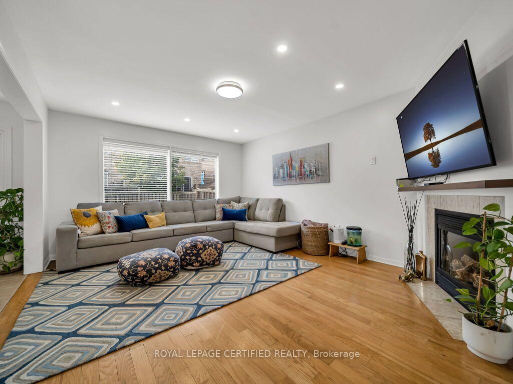 Photo 5 of 834 4 Line, Milton, Beaty — HOMEH
