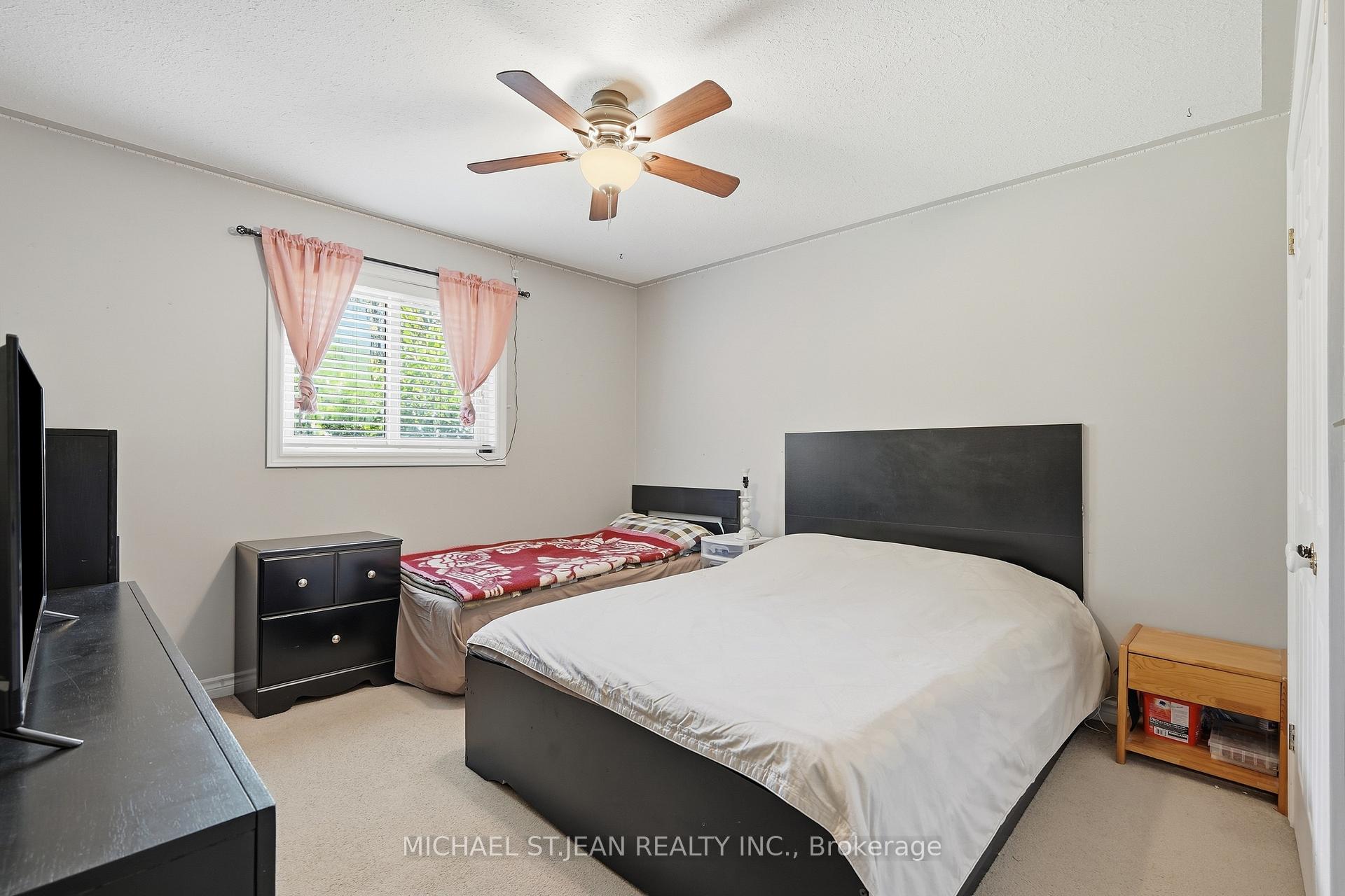 Photo 10 of 78 Montgomery Road, Welland, N. Welland — HOMEH