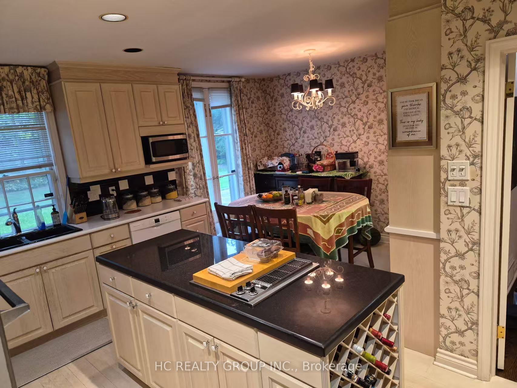 Photo 5 of 43 Wilket Road, North York, Bridle Path-Sunnybrook-York Mills — HOMEH