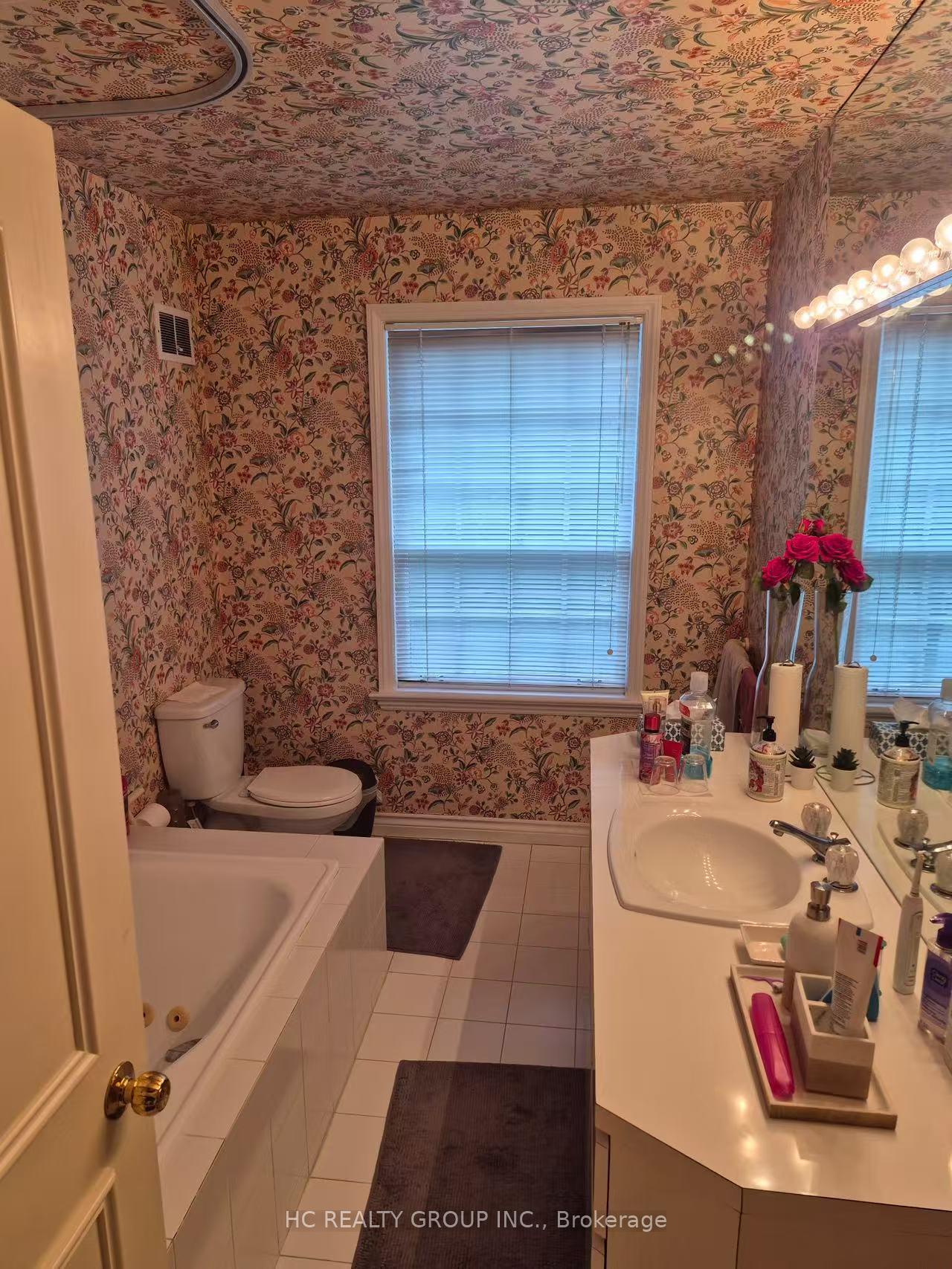 Photo 21 of 43 Wilket Road, North York, Bridle Path-Sunnybrook-York Mills — HOMEH