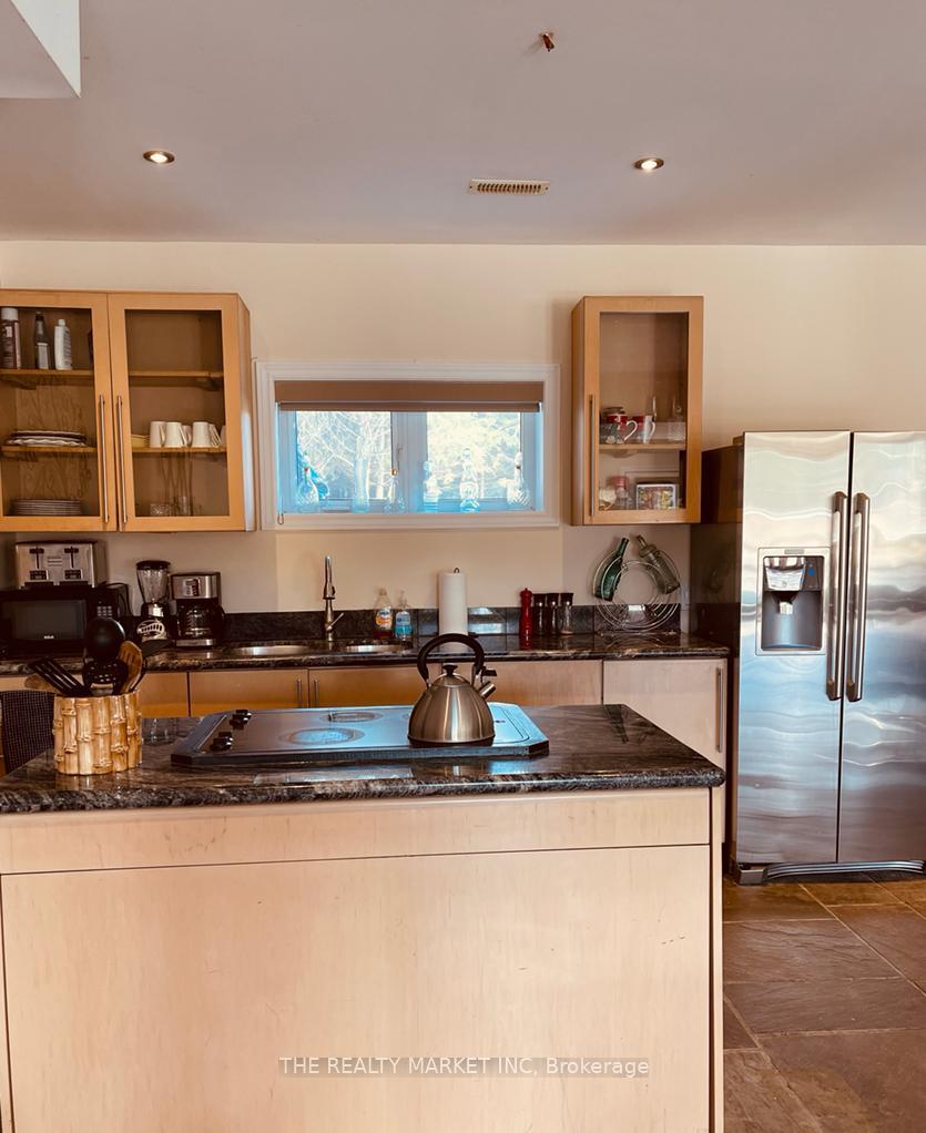 Photo 9 of Unit upper level, 383206 20 Side Road, Amaranth, Rural Amaranth — HOMEH