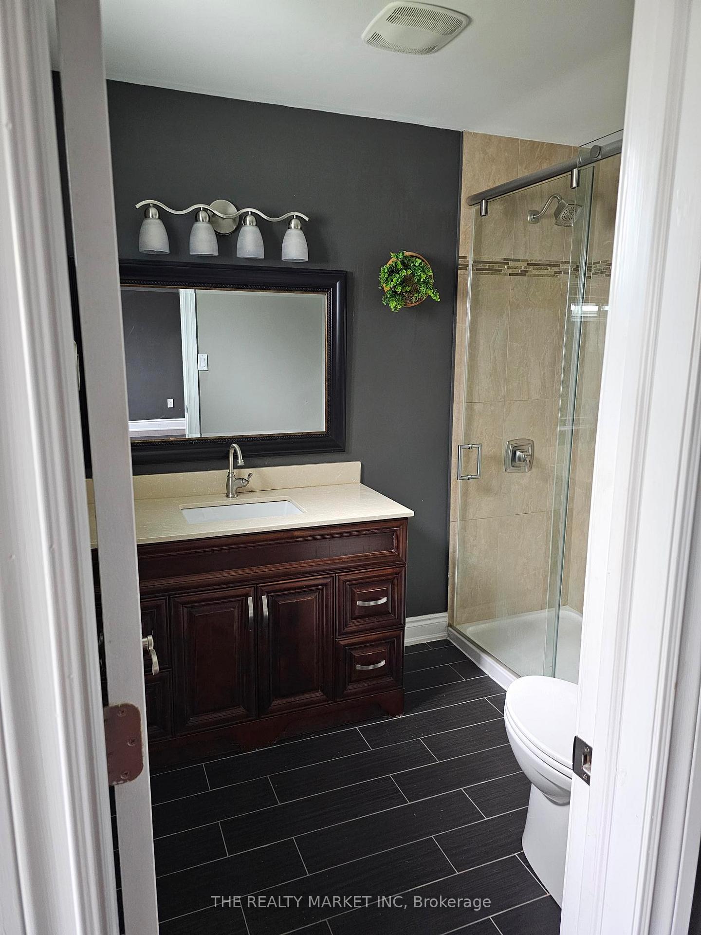 Photo 5 of Unit Room, 102 William Stephenson Drive, Whitby, Blue Grass Meadows — HOMEH