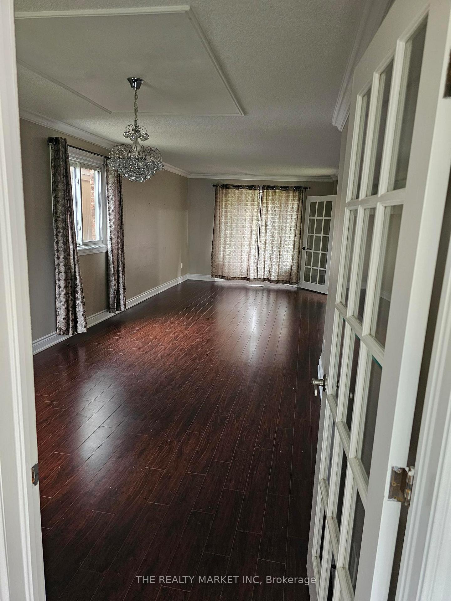Photo 10 of Unit Room, 102 William Stephenson Drive, Whitby, Blue Grass Meadows — HOMEH