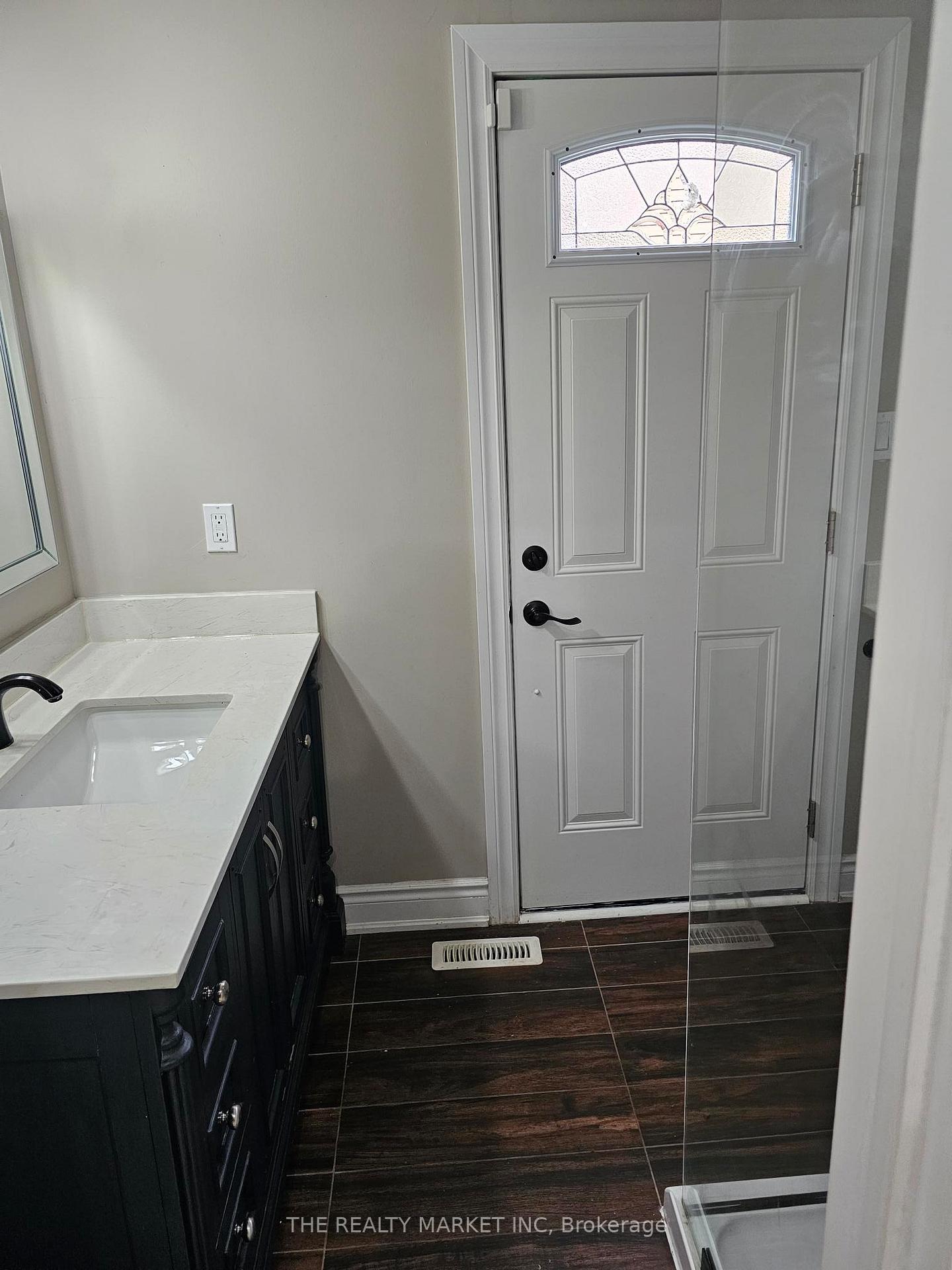 Photo 11 of Unit Room, 102 William Stephenson Drive, Whitby, Blue Grass Meadows — HOMEH