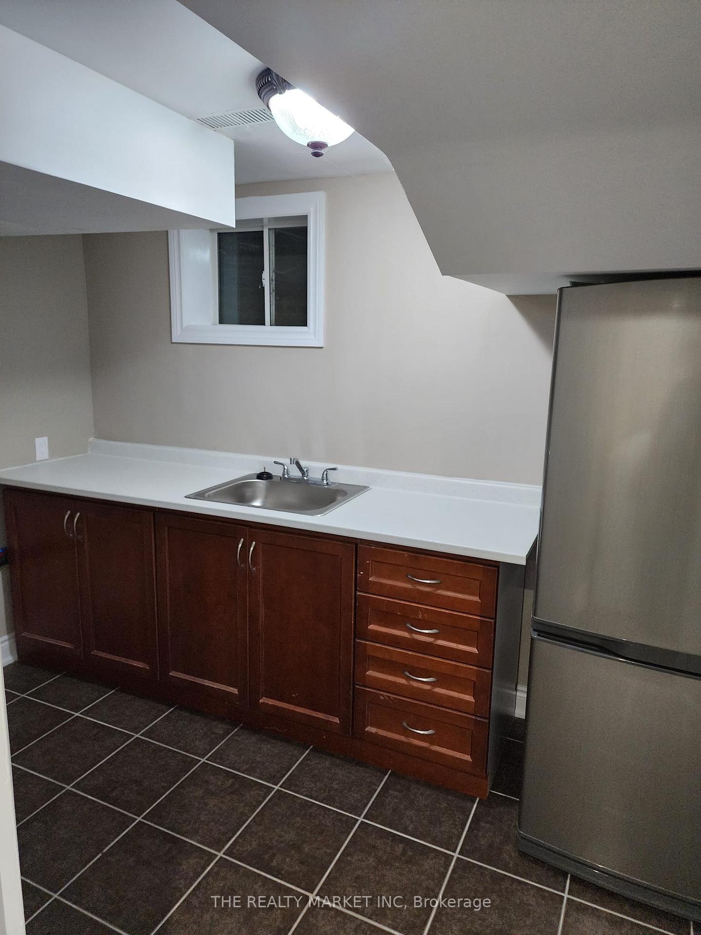 Photo 13 of Unit Room, 102 William Stephenson Drive, Whitby, Blue Grass Meadows — HOMEH