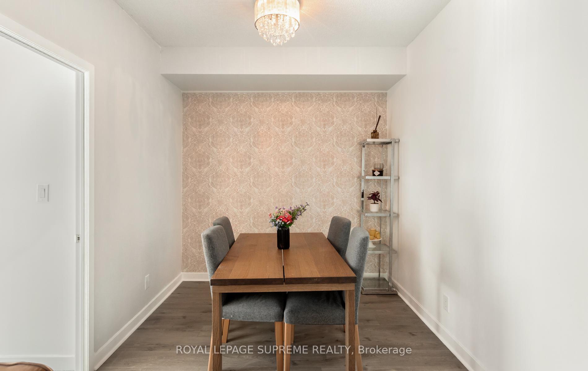 Photo 10 of Unit 1709, 18 Harbour Street, Toronto, Waterfront Communities — HOMEH