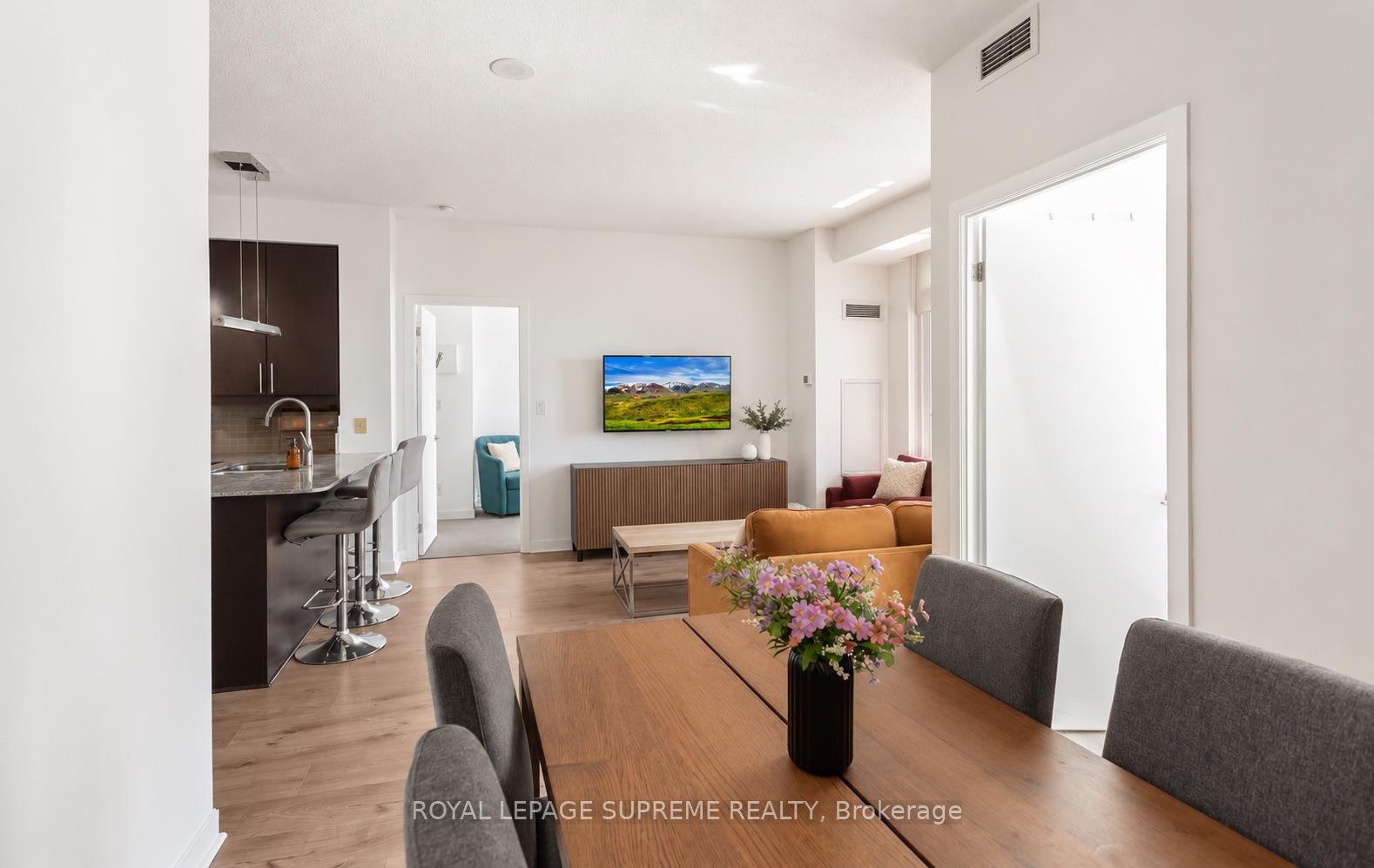 Photo 13 of Unit 1709, 18 Harbour Street, Toronto, Waterfront Communities — HOMEH