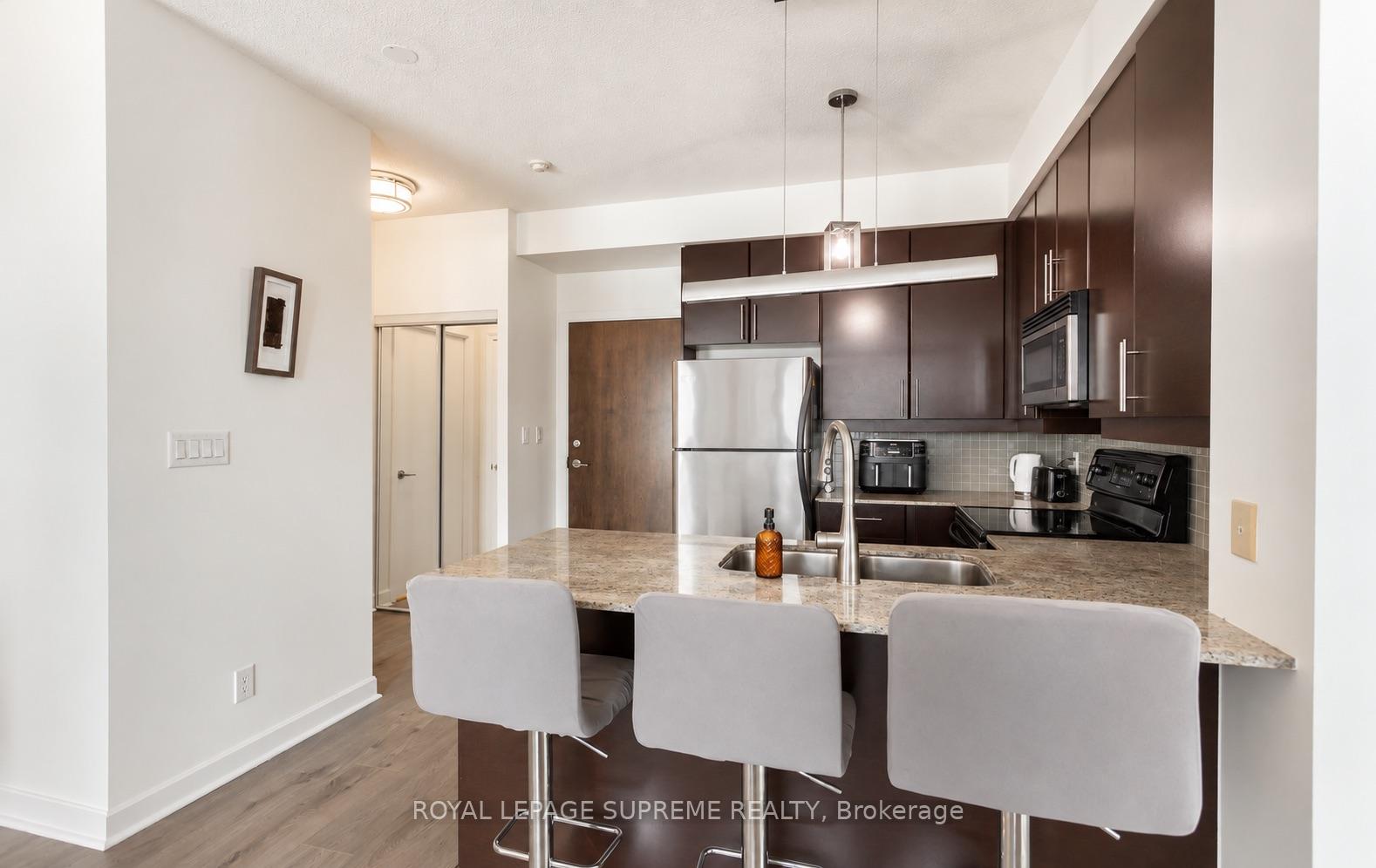 Photo 16 of Unit 1709, 18 Harbour Street, Toronto, Waterfront Communities — HOMEH