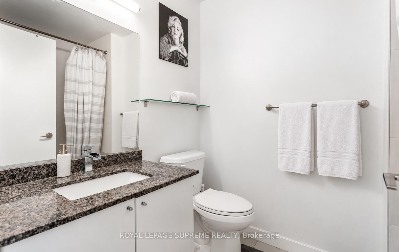 Photo 22 of Unit 1709, 18 Harbour Street, Toronto, Waterfront Communities — HOMEH