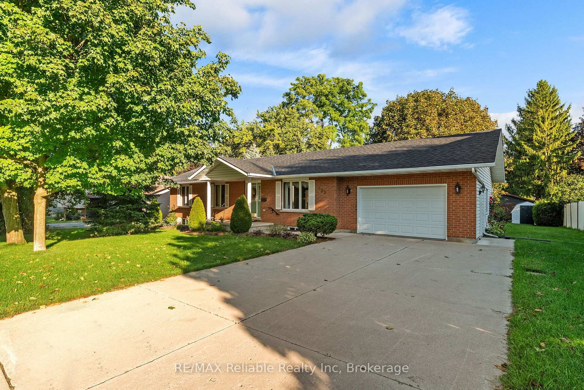 Photo 2 of 183 Spencer Street, Central Huron, Clinton — HOMEH