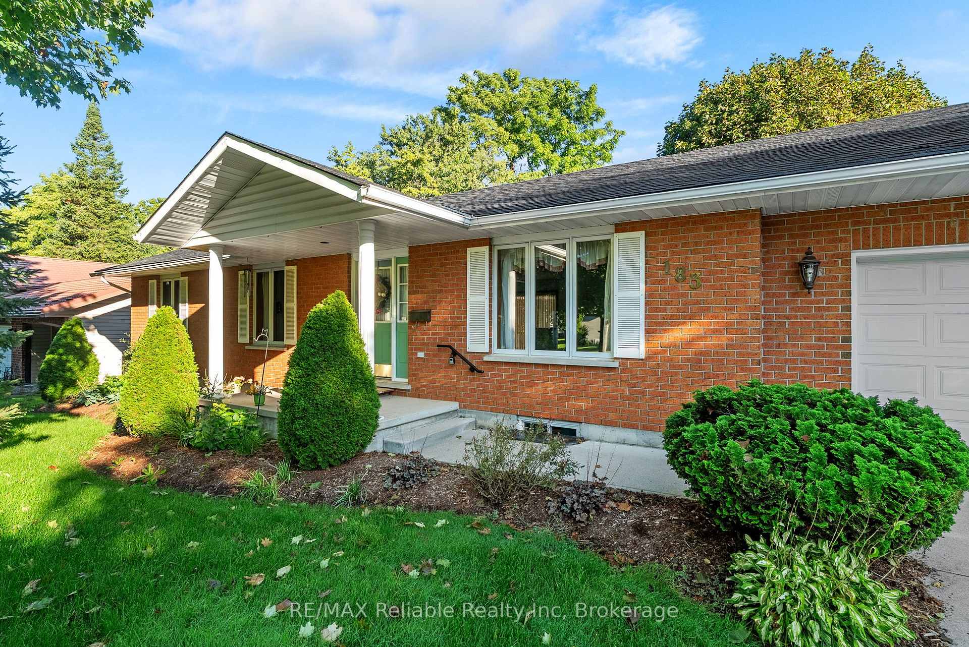 Photo 4 of 183 Spencer Street, Central Huron, Clinton — HOMEH