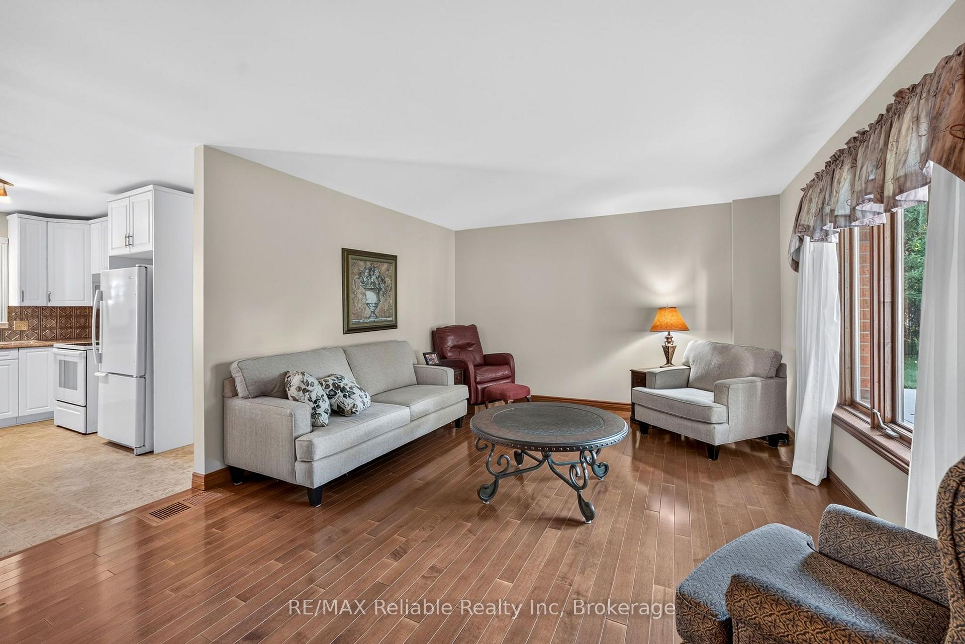 Photo 7 of 183 Spencer Street, Central Huron, Clinton — HOMEH