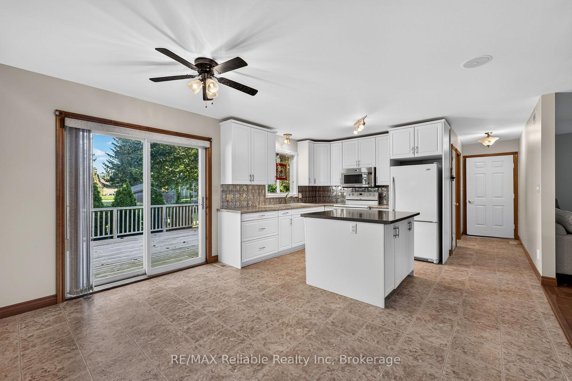 Photo 14 of 183 Spencer Street, Central Huron, Clinton — HOMEH