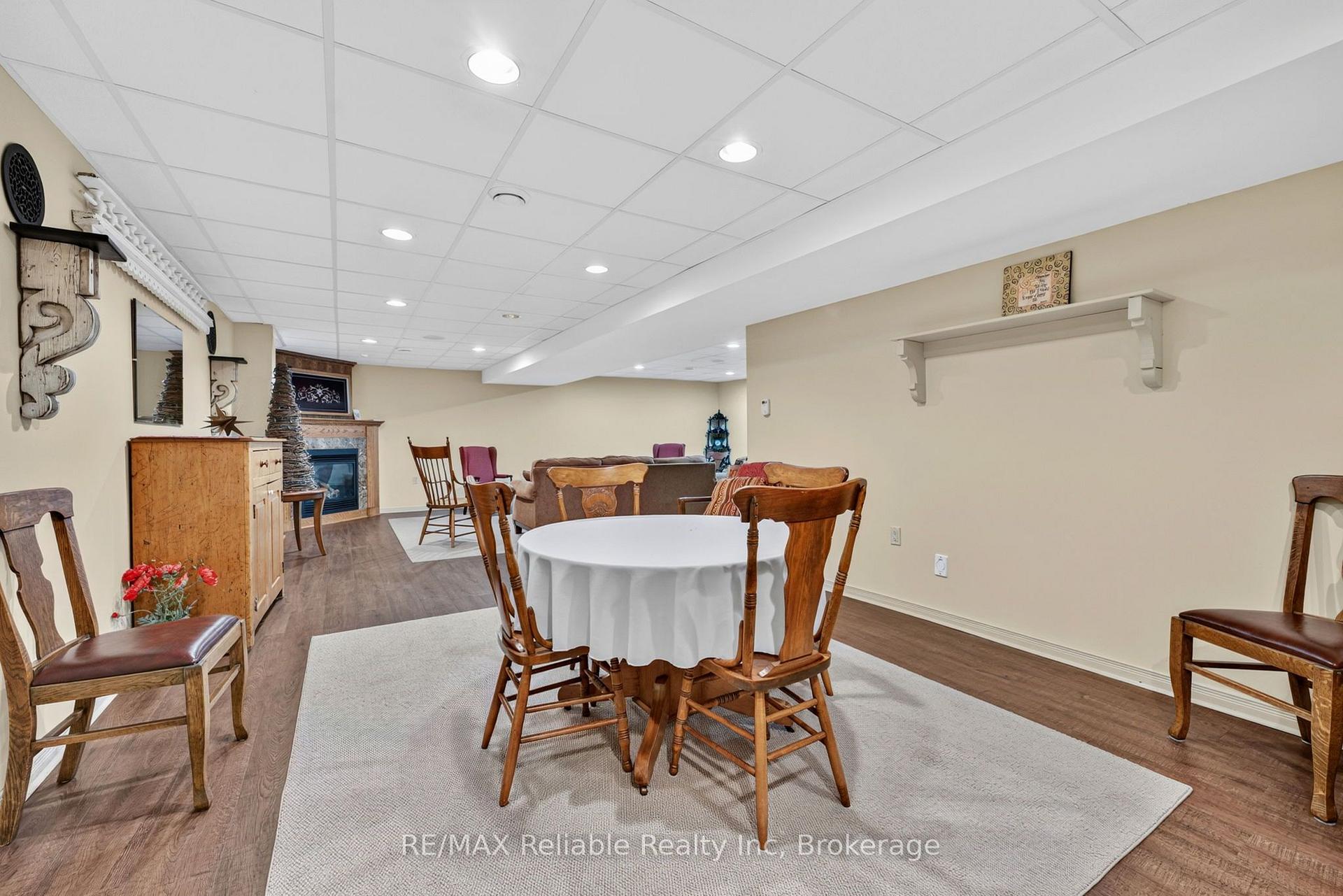 Photo 31 of 183 Spencer Street, Central Huron, Clinton — HOMEH