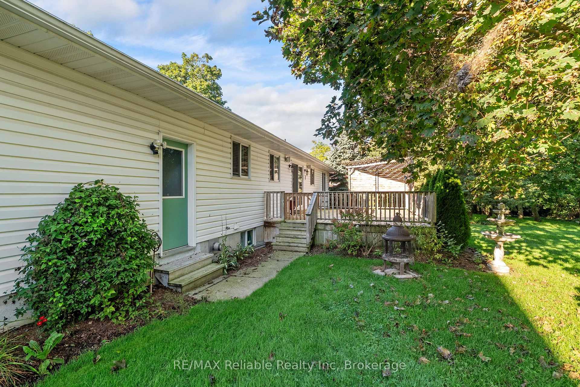 Photo 38 of 183 Spencer Street, Central Huron, Clinton — HOMEH