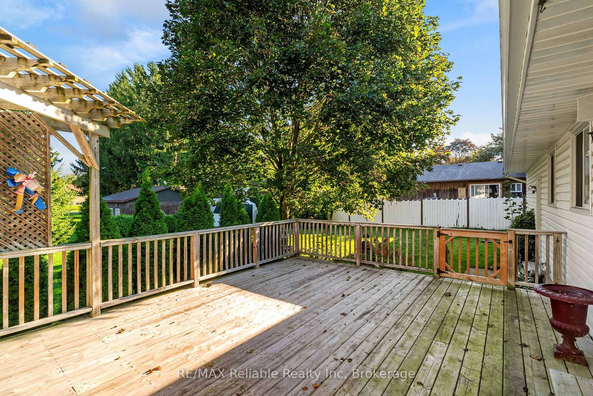 Photo 40 of 183 Spencer Street, Central Huron, Clinton — HOMEH