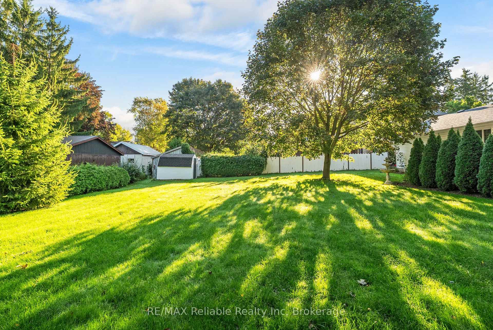 Photo 43 of 183 Spencer Street, Central Huron, Clinton — HOMEH