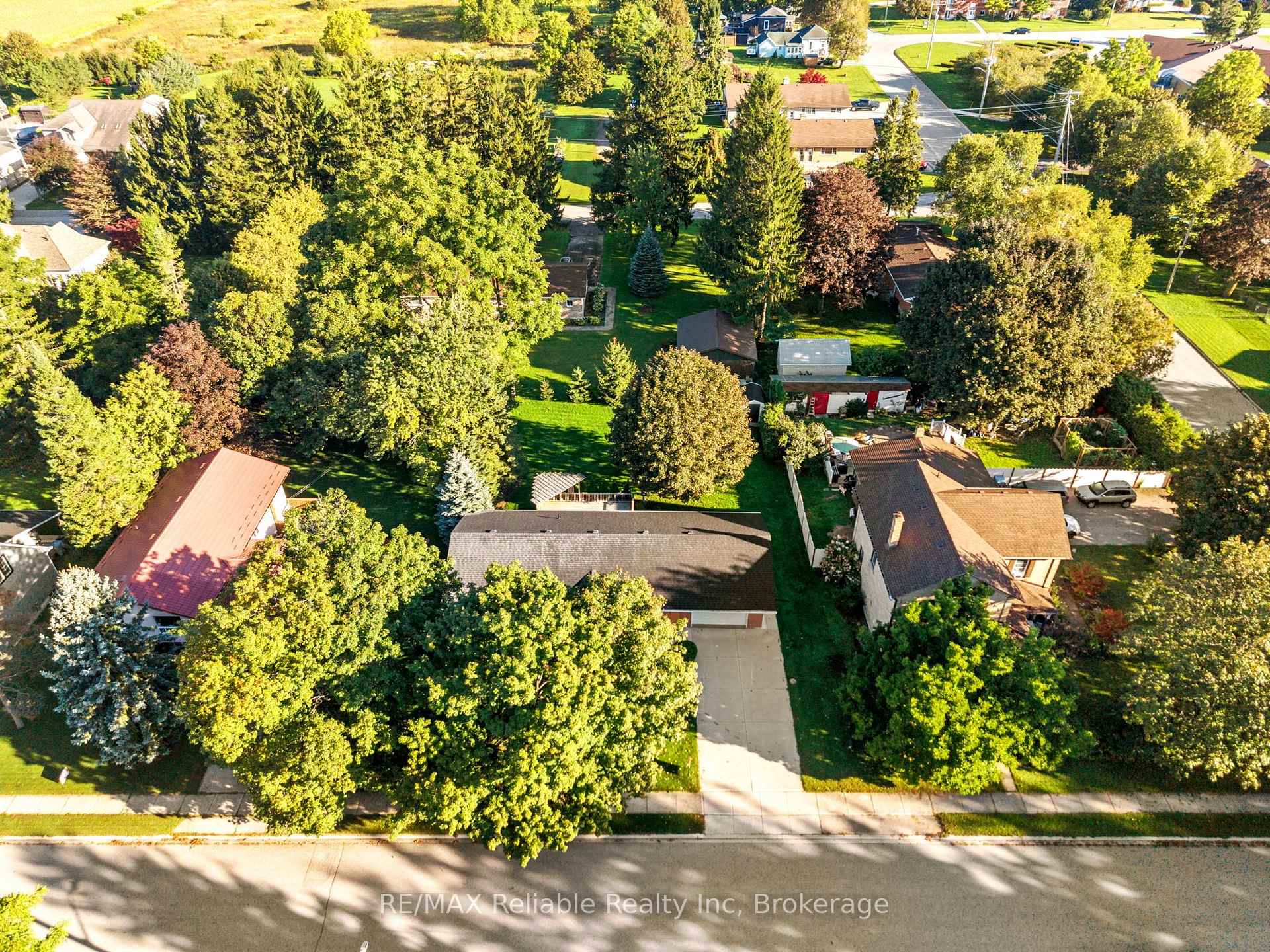 Photo 45 of 183 Spencer Street, Central Huron, Clinton — HOMEH