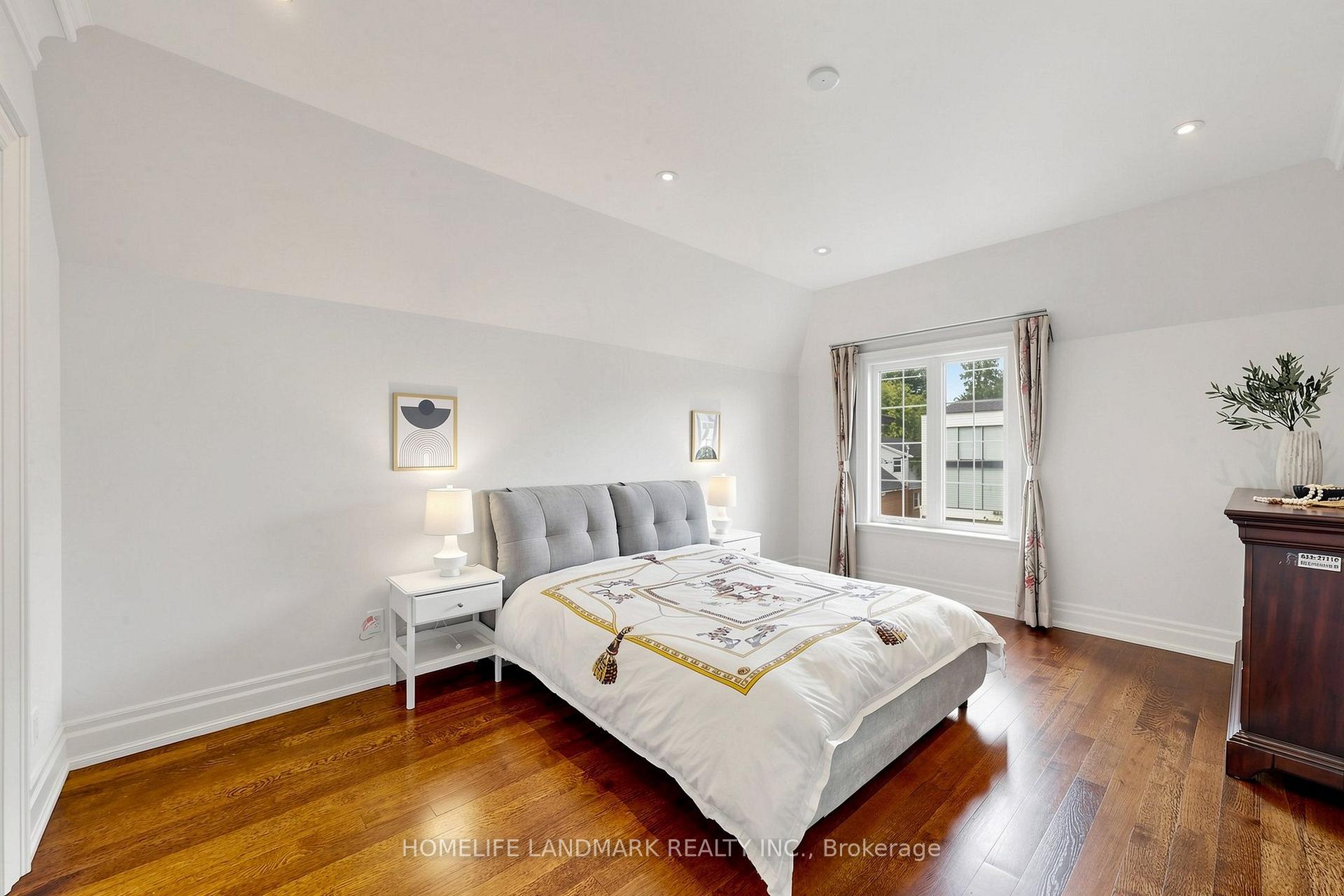 Photo 32 of 120 Estelle Avenue, North York, Willowdale East — HOMEH