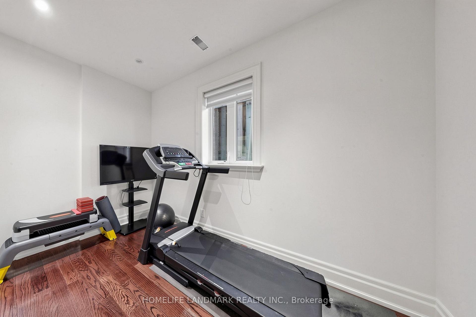 Photo 44 of 120 Estelle Avenue, North York, Willowdale East — HOMEH