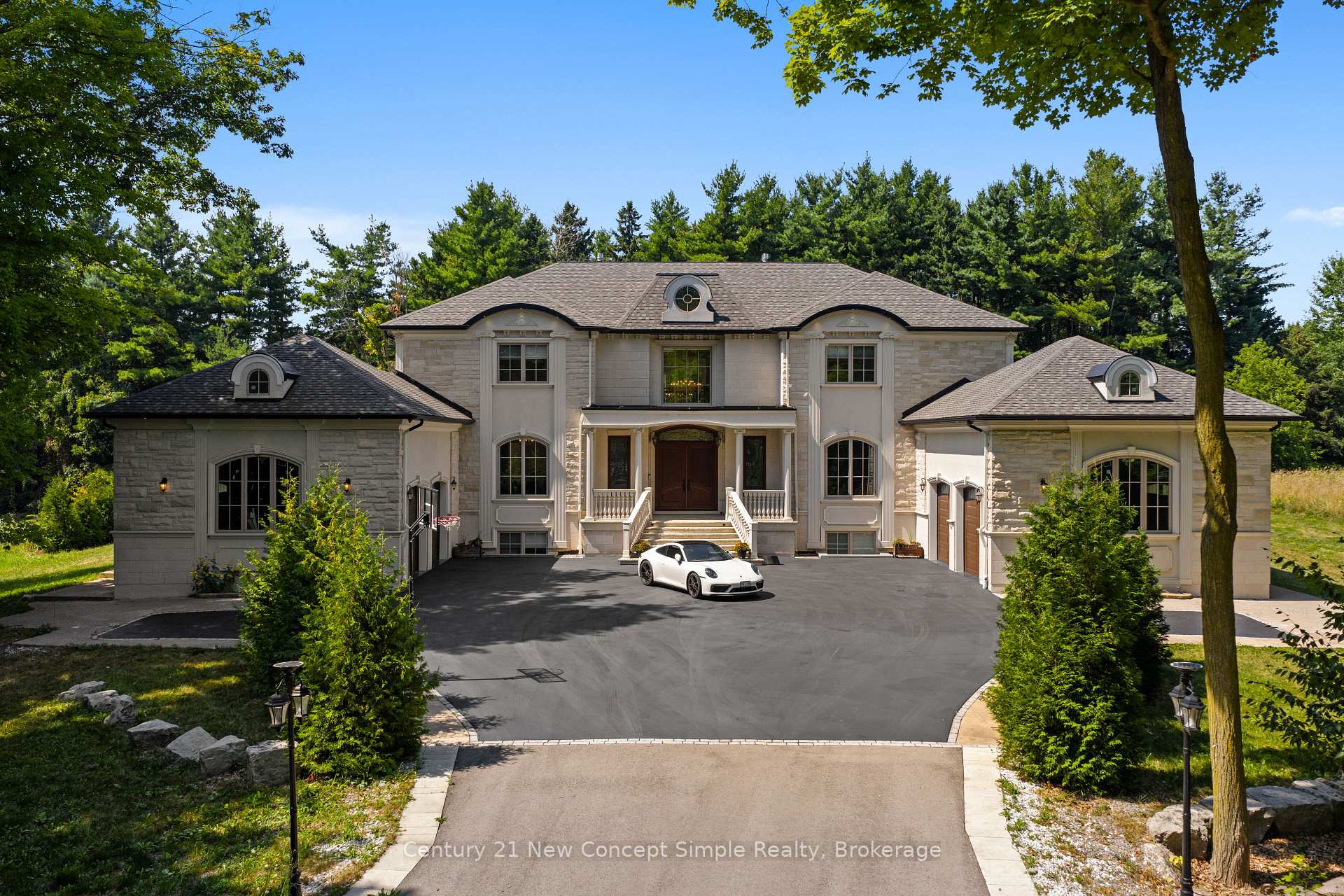 Photo of 2637 Bluffs Way