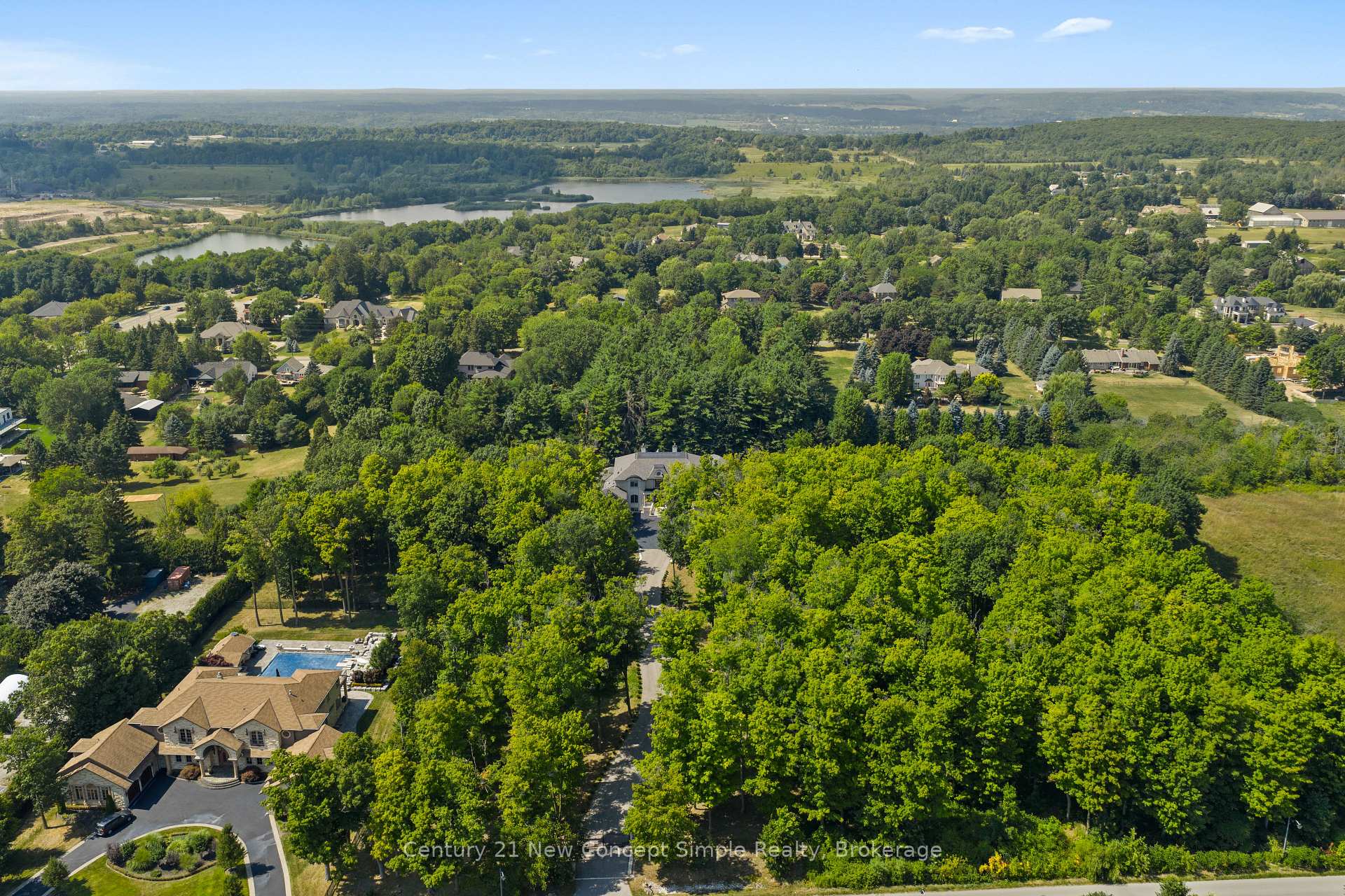 Photo 5 of 2637 Bluffs Way, Burlington, Rural Burlington — HOMEH