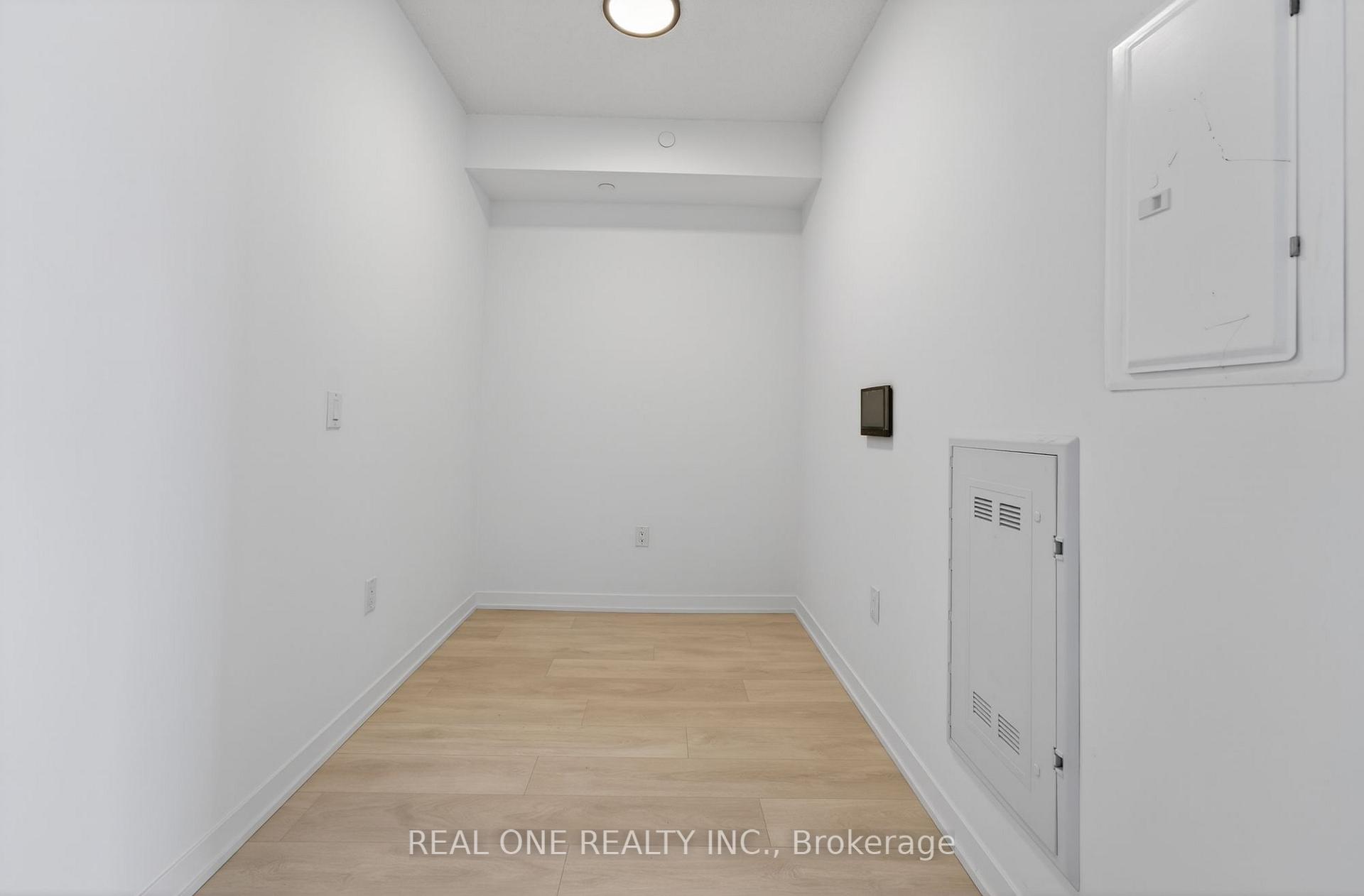 Photo 7 of Unit C1506, 4878 Powers Common, Burlington, Alton — HOMEH