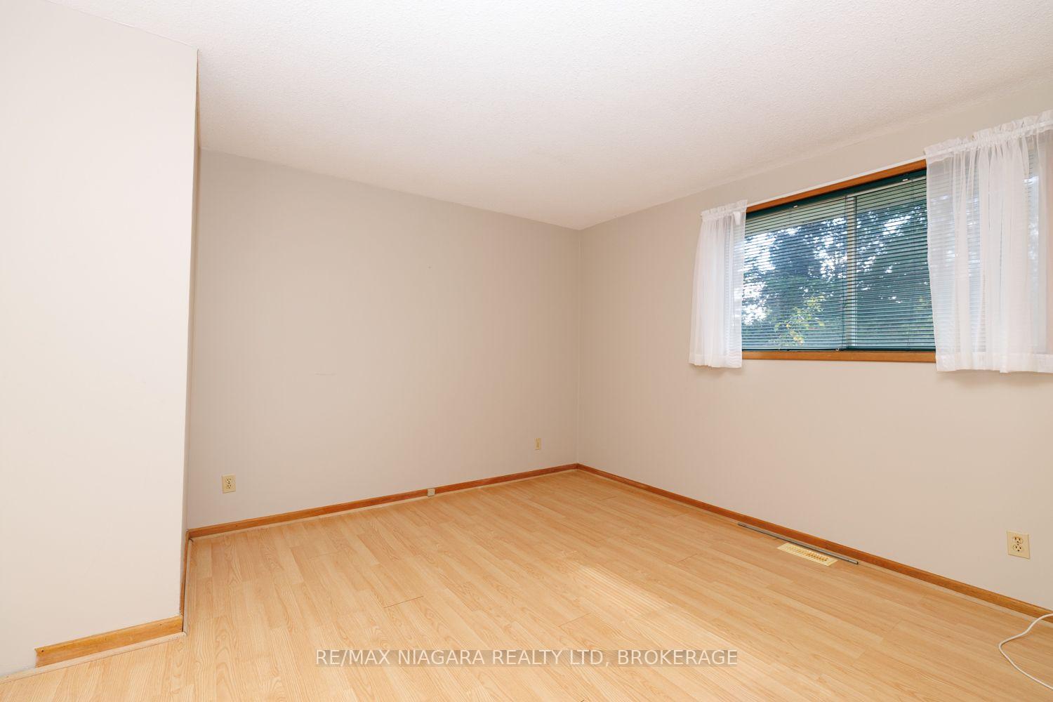 Photo 17 of 4166 Chippawa Parkway, Niagara Falls, Chippawa — HOMEH