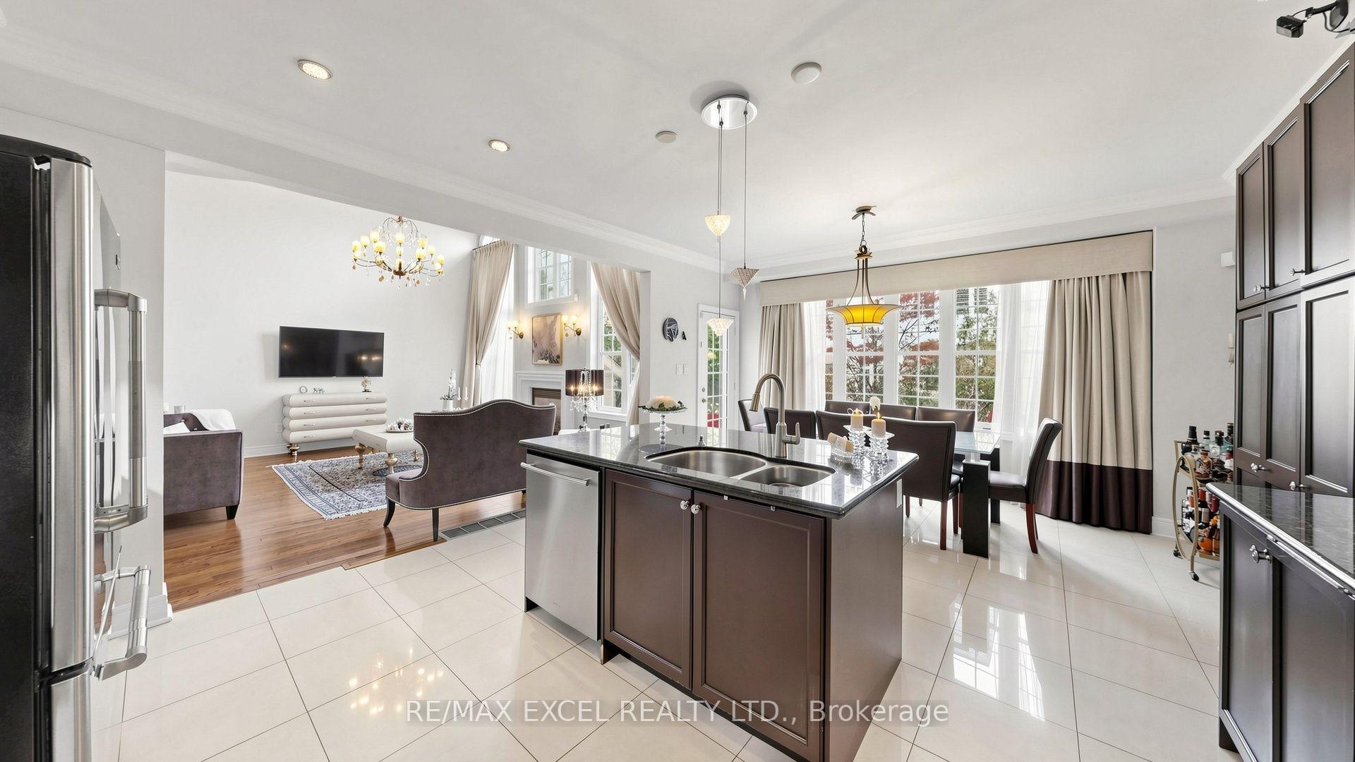 Photo 15 of 651 Via Romano Boulevard, Vaughan, Patterson — HOMEH