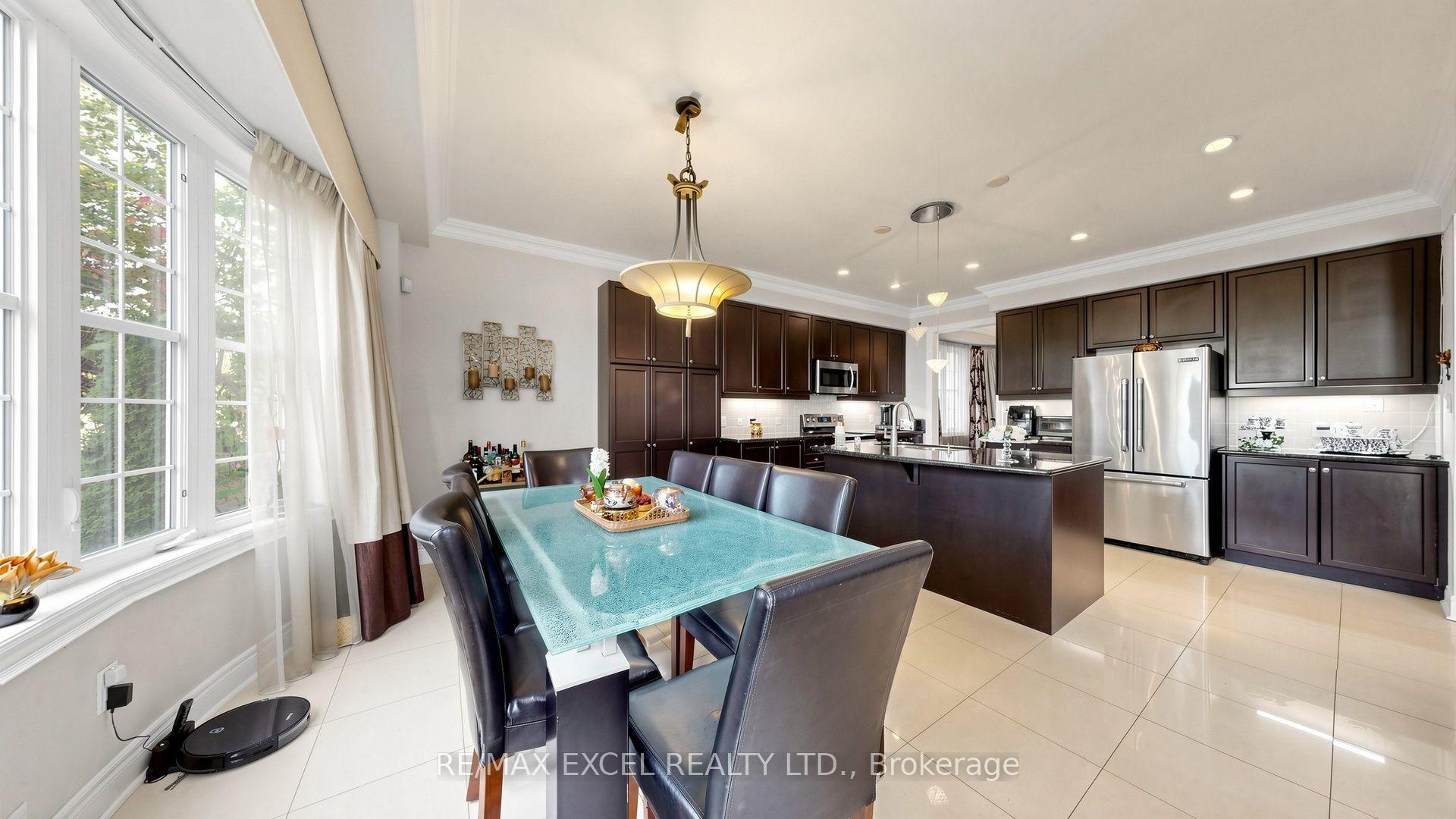 Photo 18 of 651 Via Romano Boulevard, Vaughan, Patterson — HOMEH