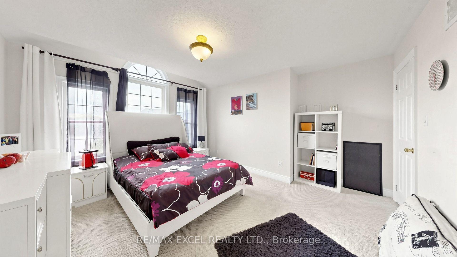 Photo 28 of 651 Via Romano Boulevard, Vaughan, Patterson — HOMEH