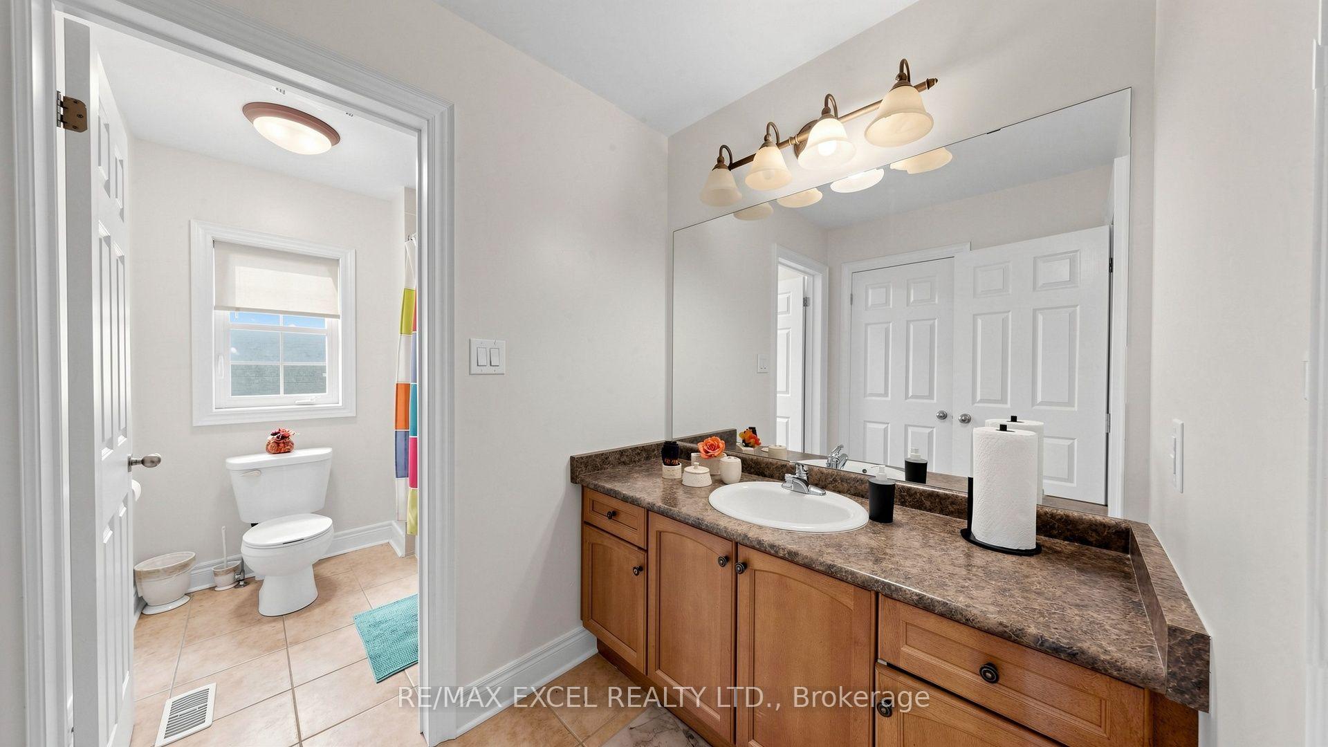 Photo 32 of 651 Via Romano Boulevard, Vaughan, Patterson — HOMEH