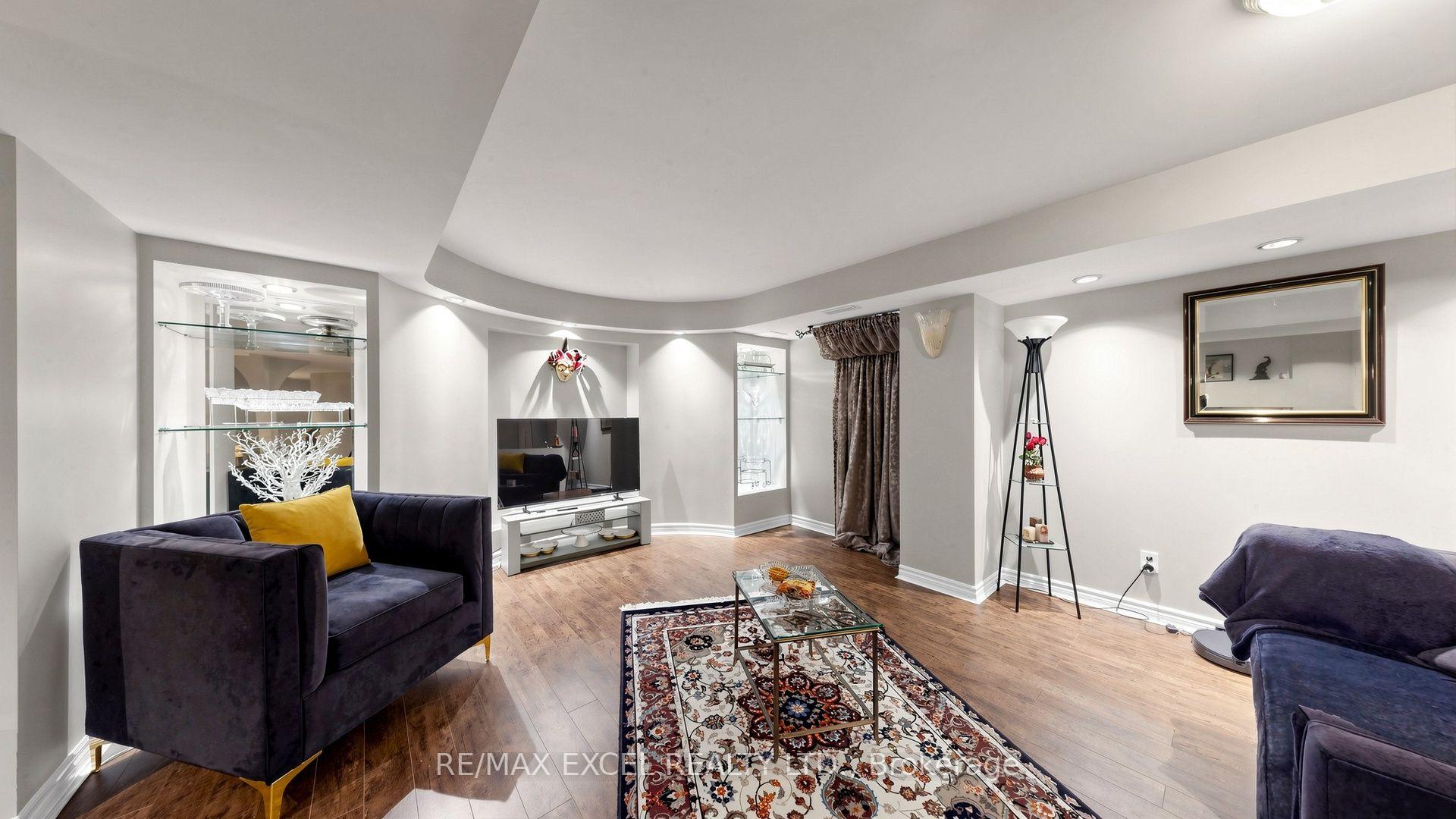 Photo 34 of 651 Via Romano Boulevard, Vaughan, Patterson — HOMEH